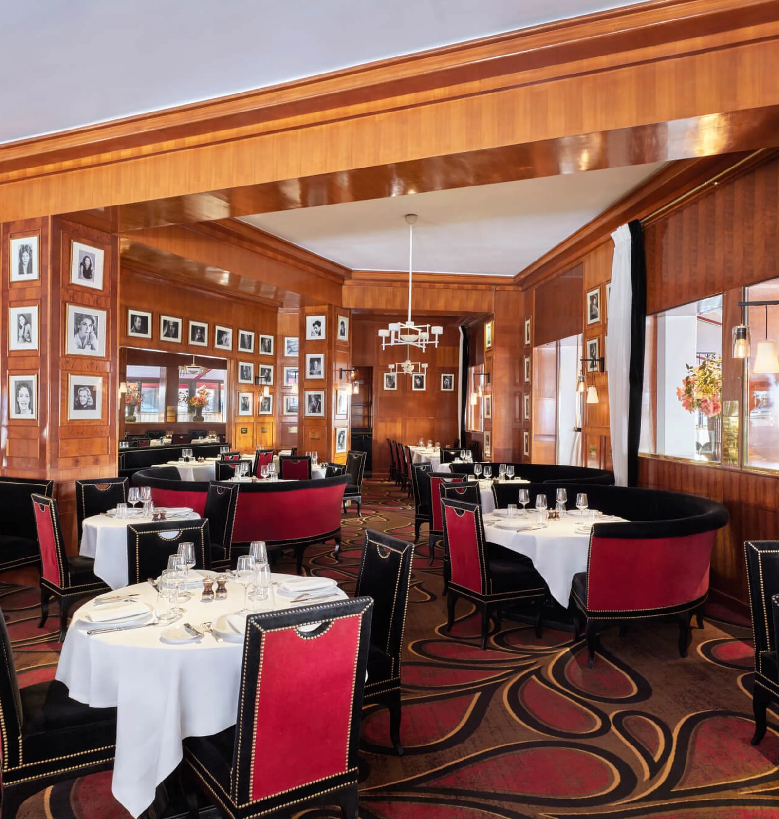 Hôtel Barrière Le Fouquet's — eat & drink
