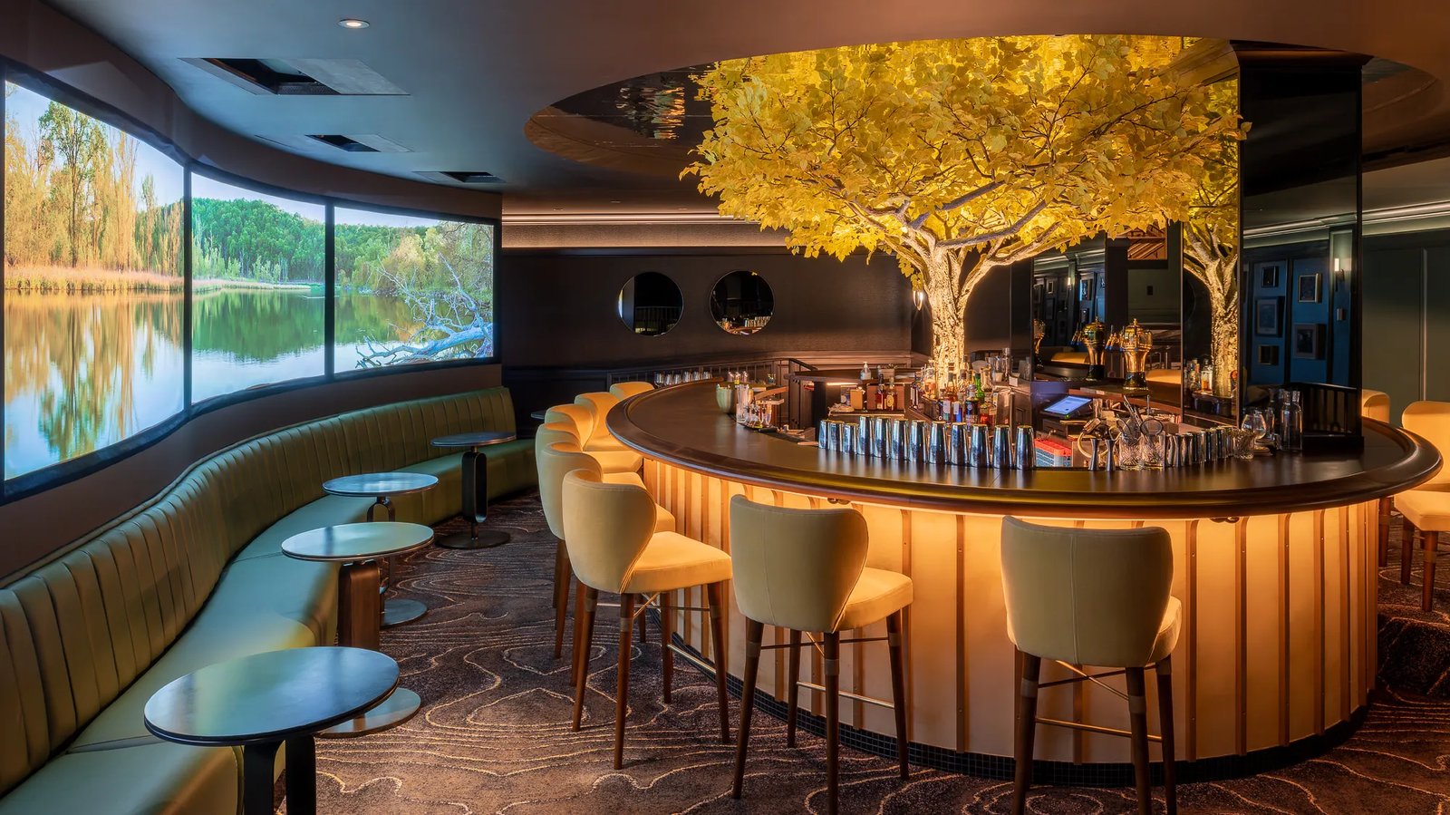Kimpton Cottonwood, at the table