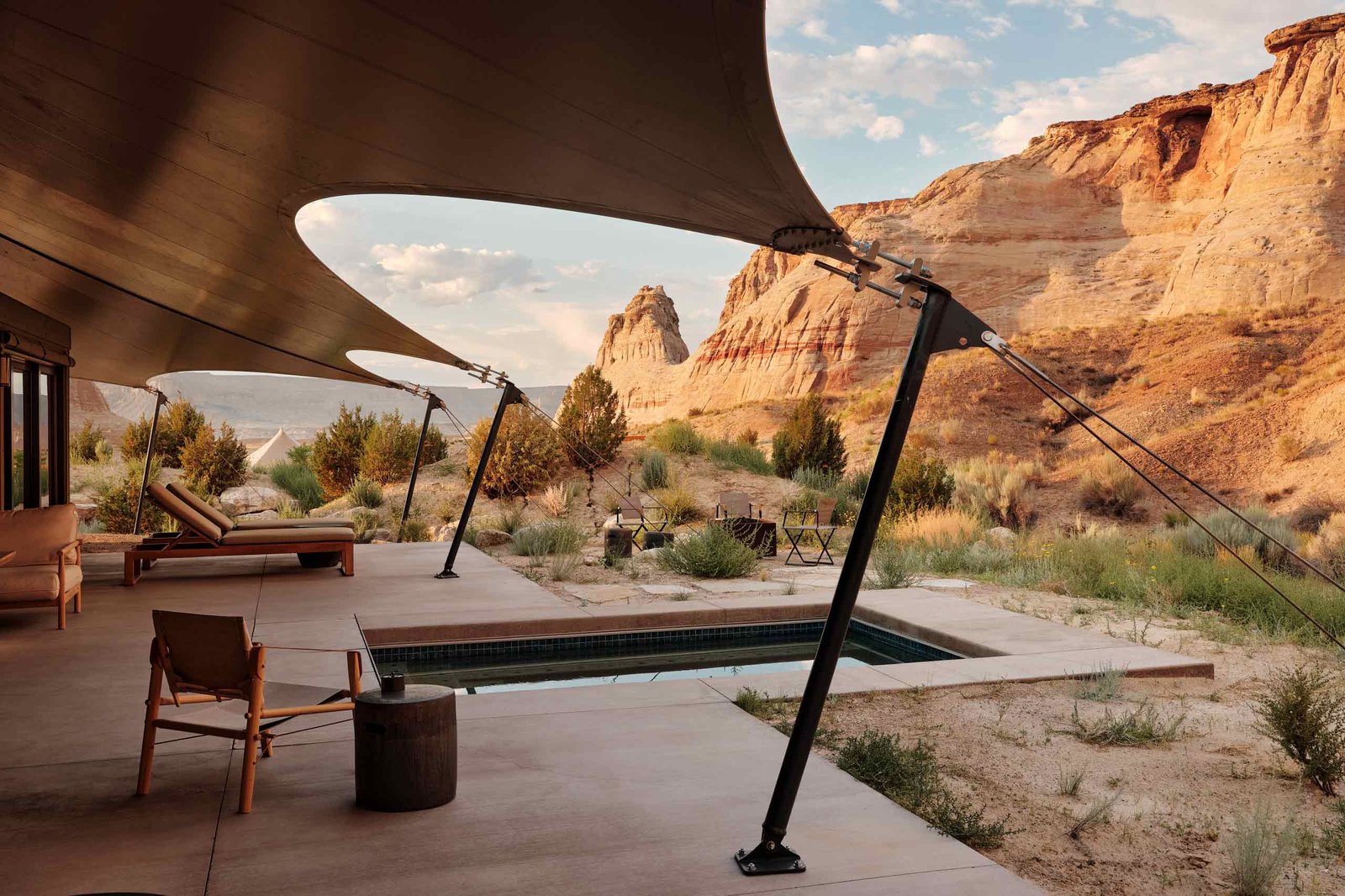 Camp Sarika at Amangiri, vibe