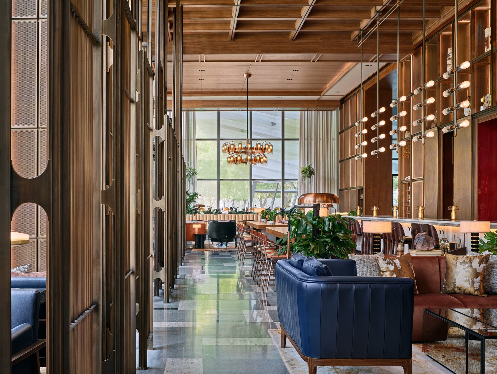 The Opposite House, eat & drink