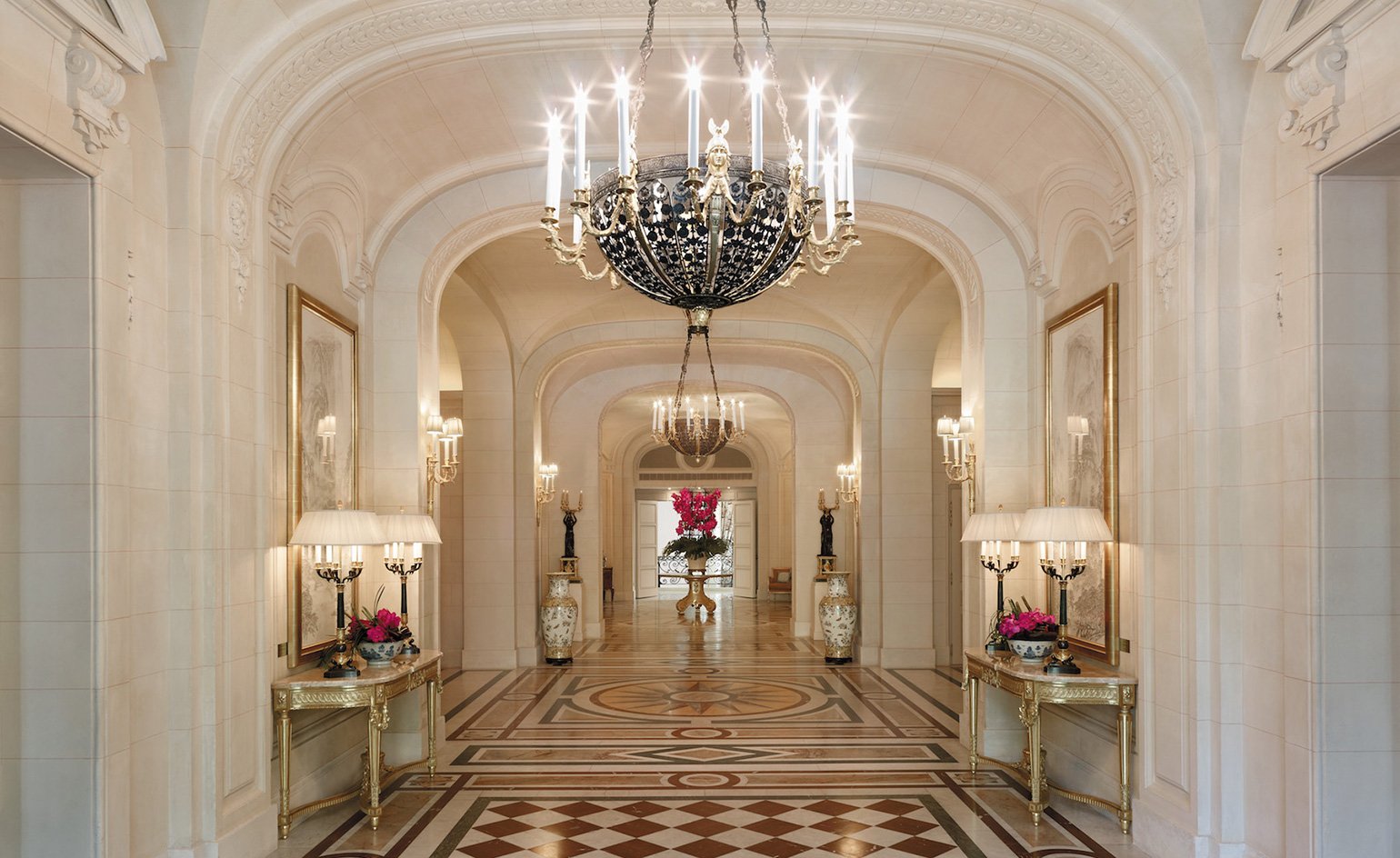 Shangri-La Paris — backstory