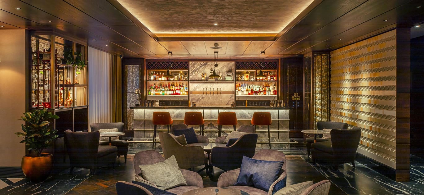 The Fellows House Cambridge, Curio Collection by Hilton, the folio bar