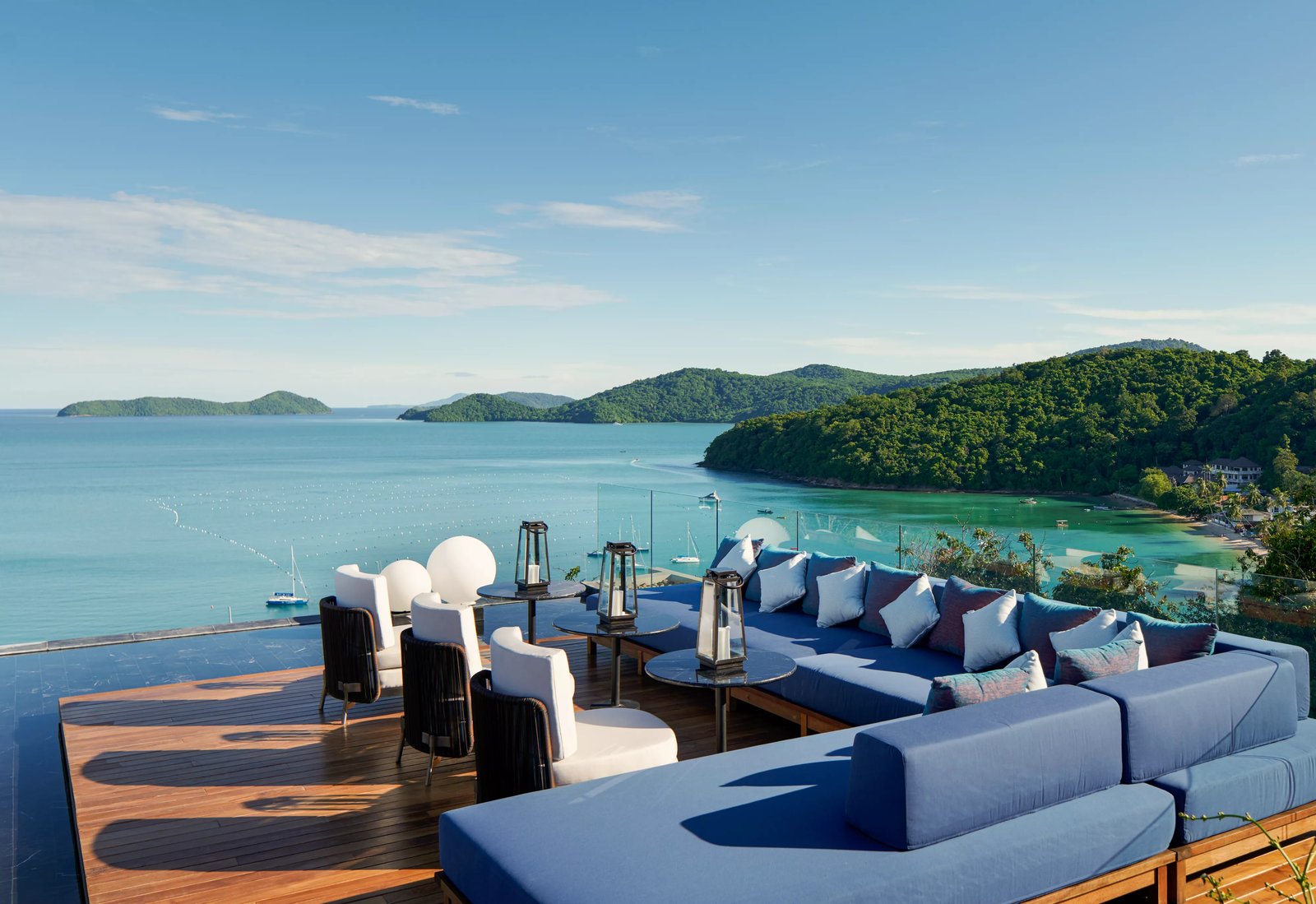V Villas Phuket - MGallery Collection, akoya star lounge