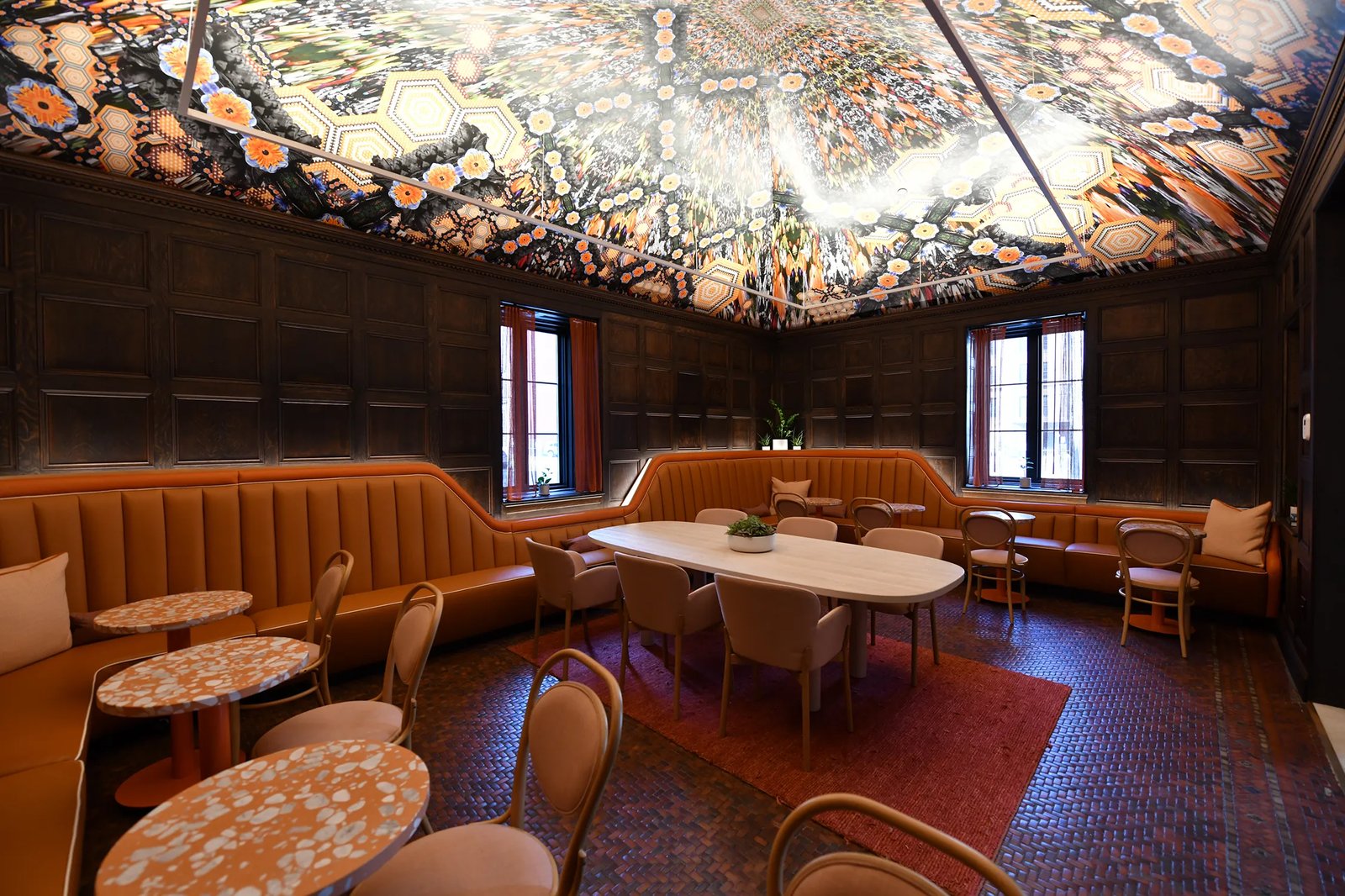 21c Museum Hotel St Louis, at the table