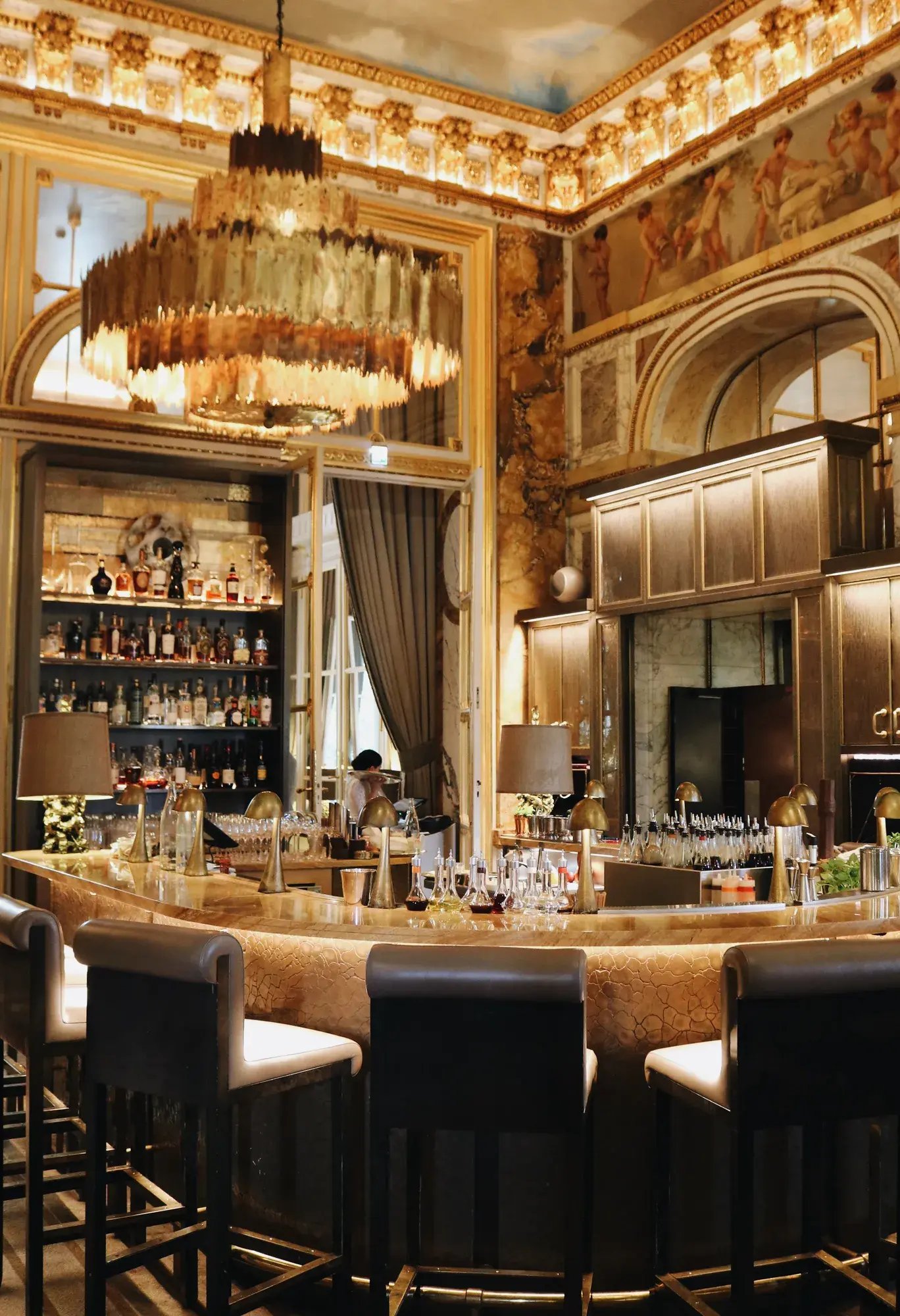 Hôtel de Crillon — eat & drink