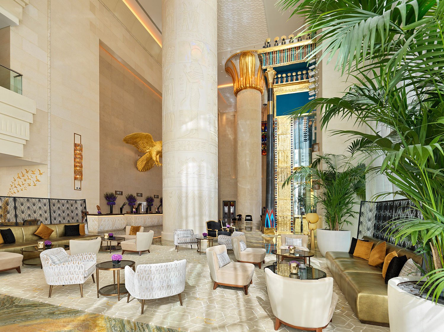Sofitel Dubai The Obelisk, vibe