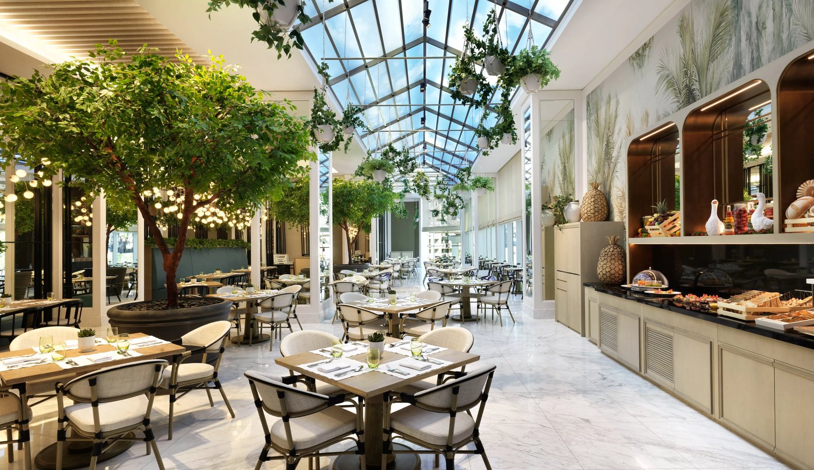 Sofitel Dubai The Obelisk, eat & drink