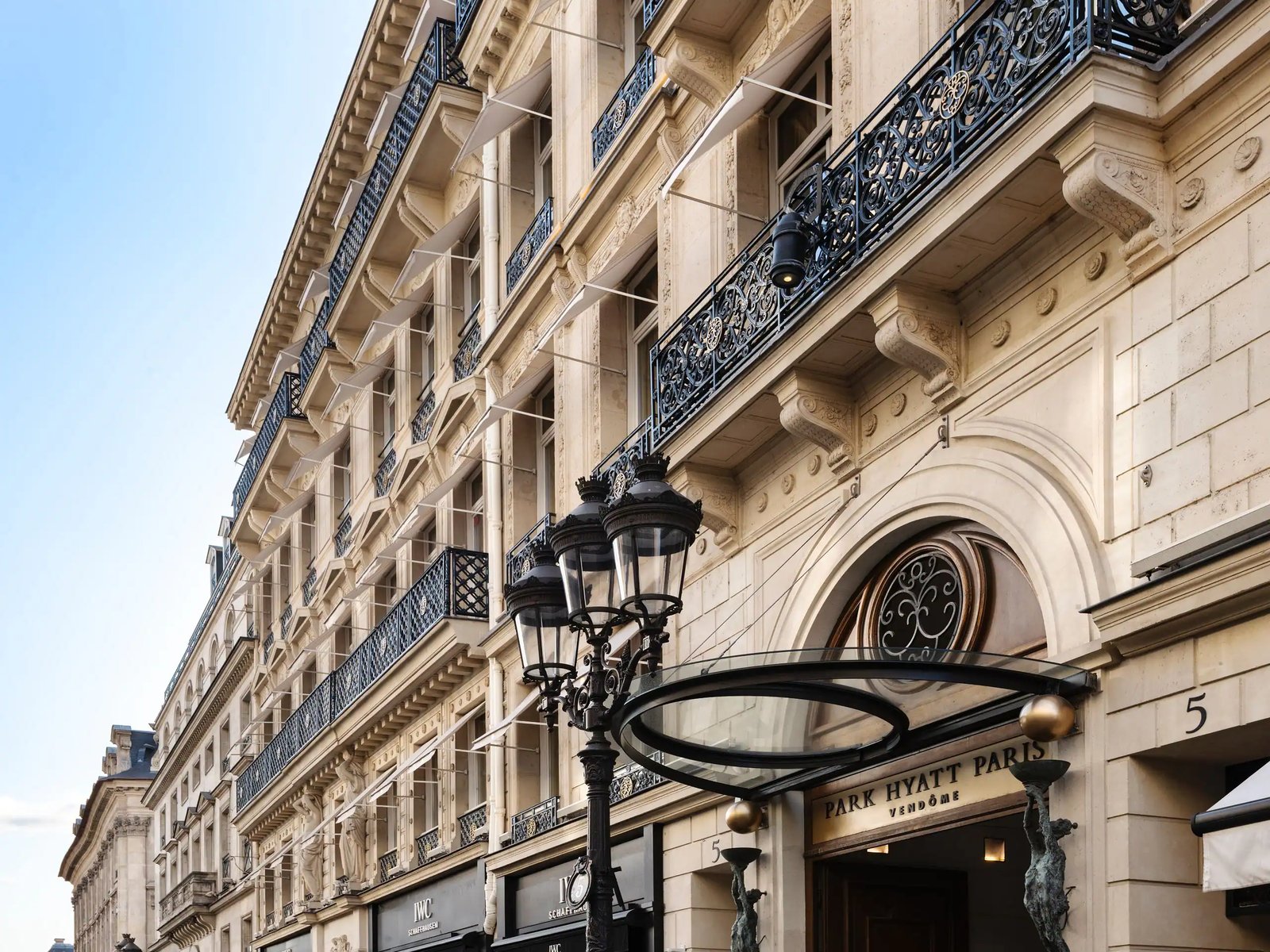Park Hyatt Paris-Vendôme — backstory