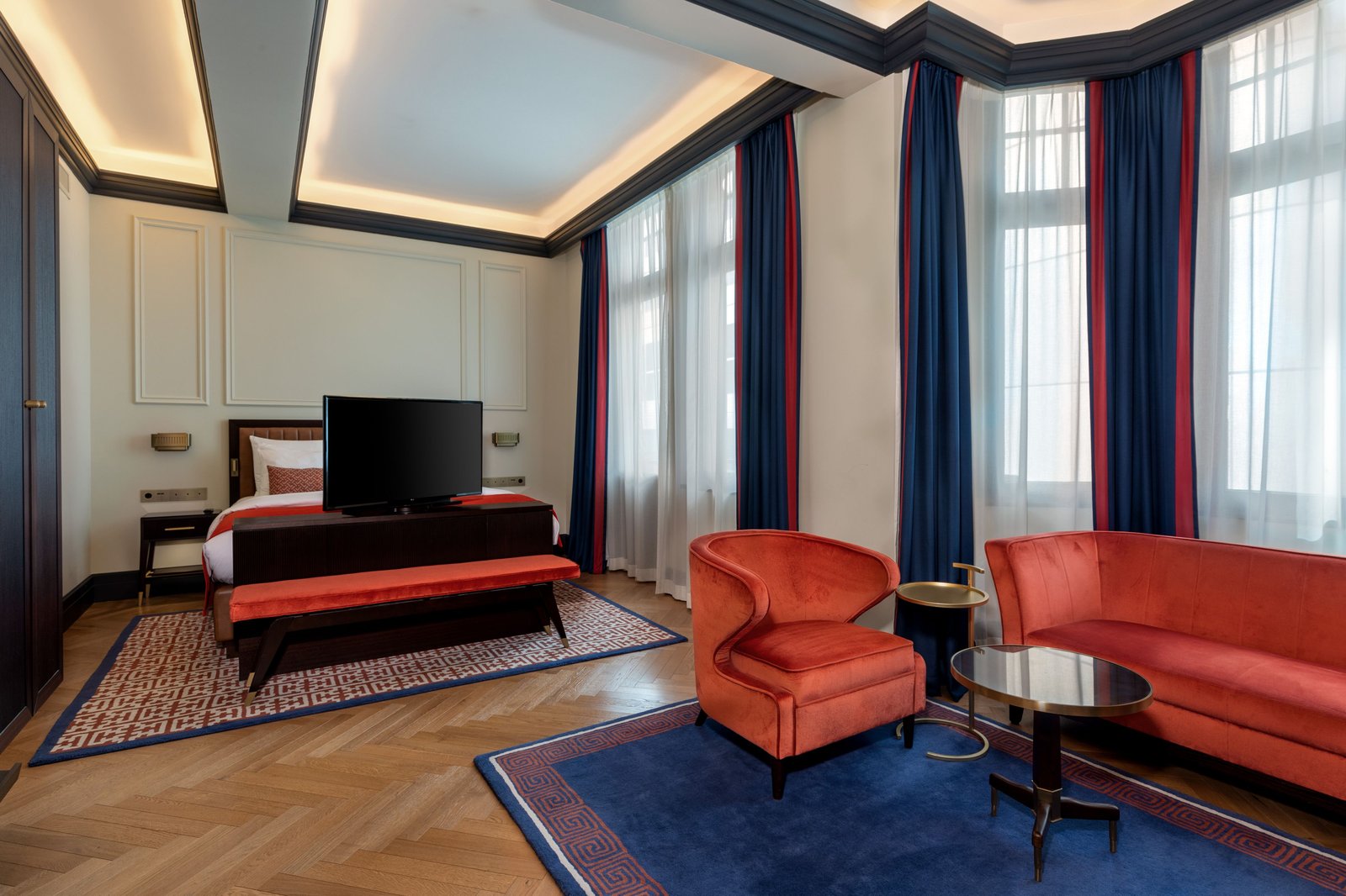 LUME Boutique Hotel