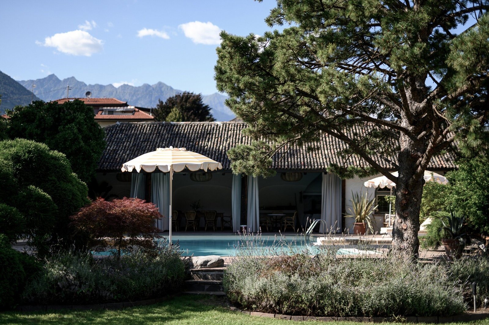 Villa Arnica, the pool