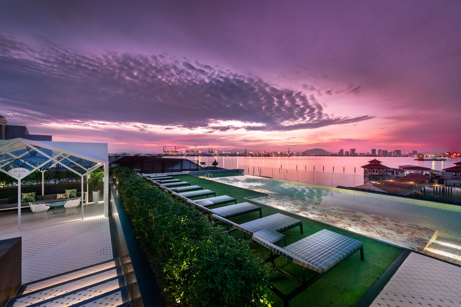 The Prestige Hotel Penang, the pool
