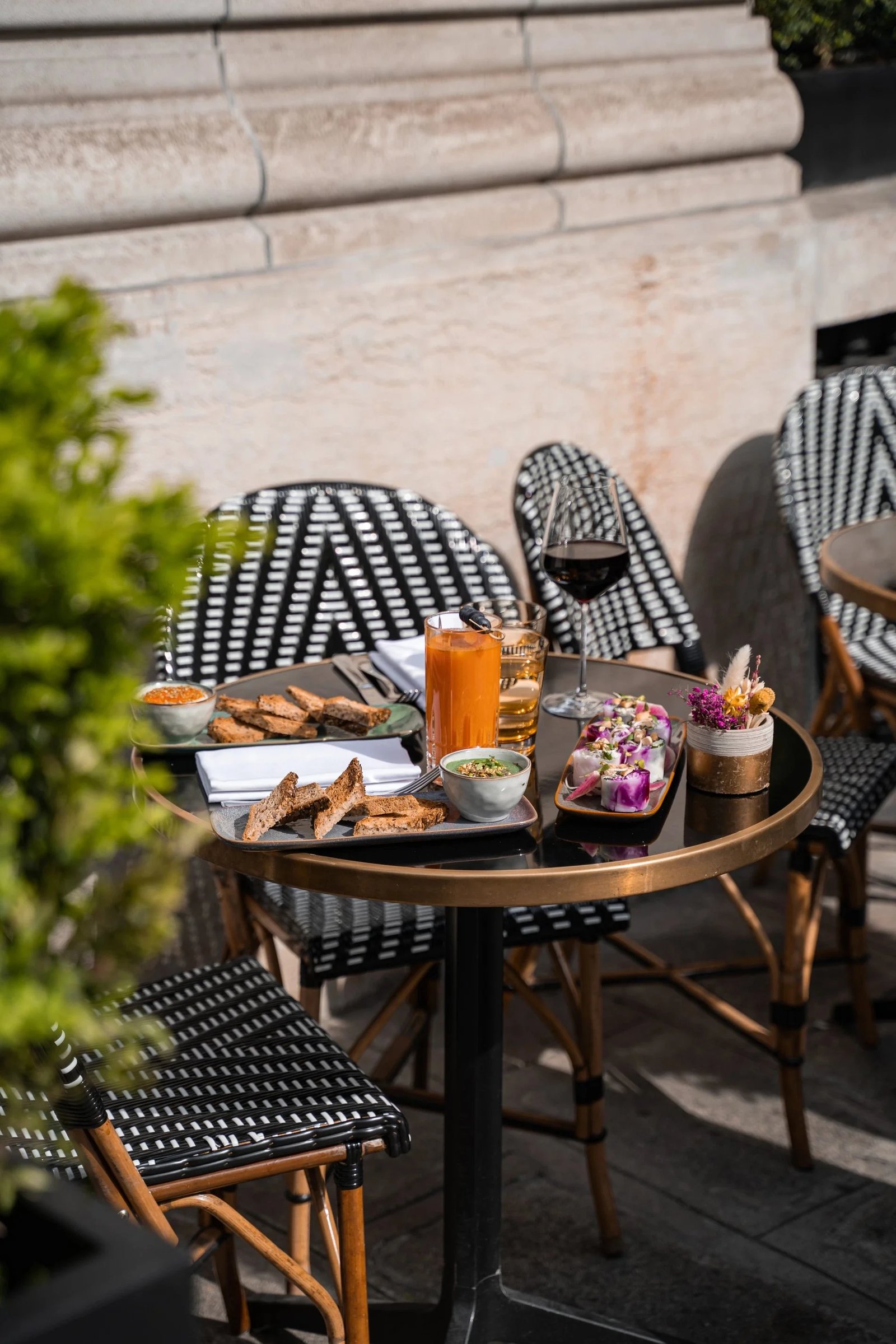 Le Grand Powers, café 52