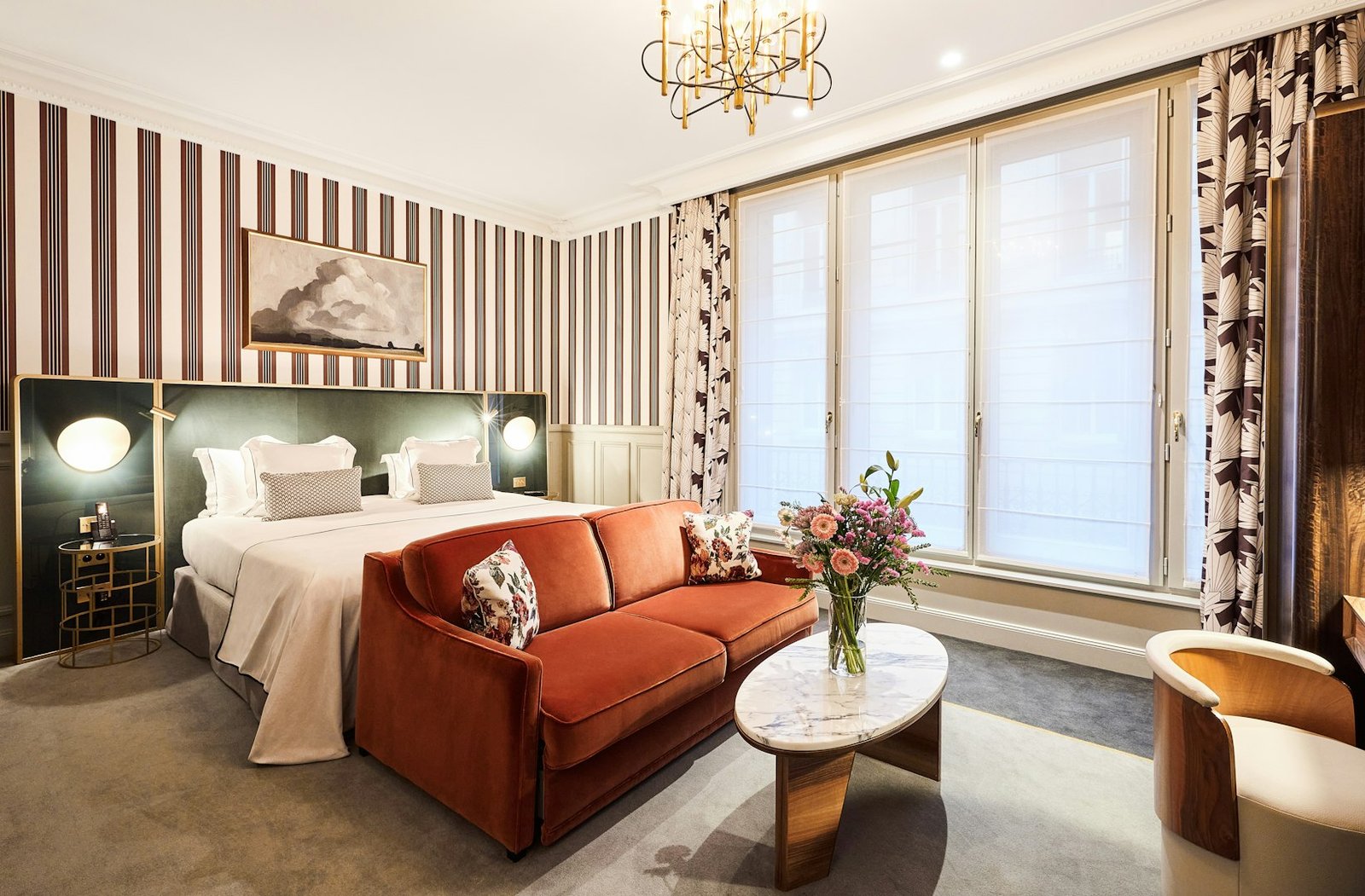 Le Grand Powers — rooms