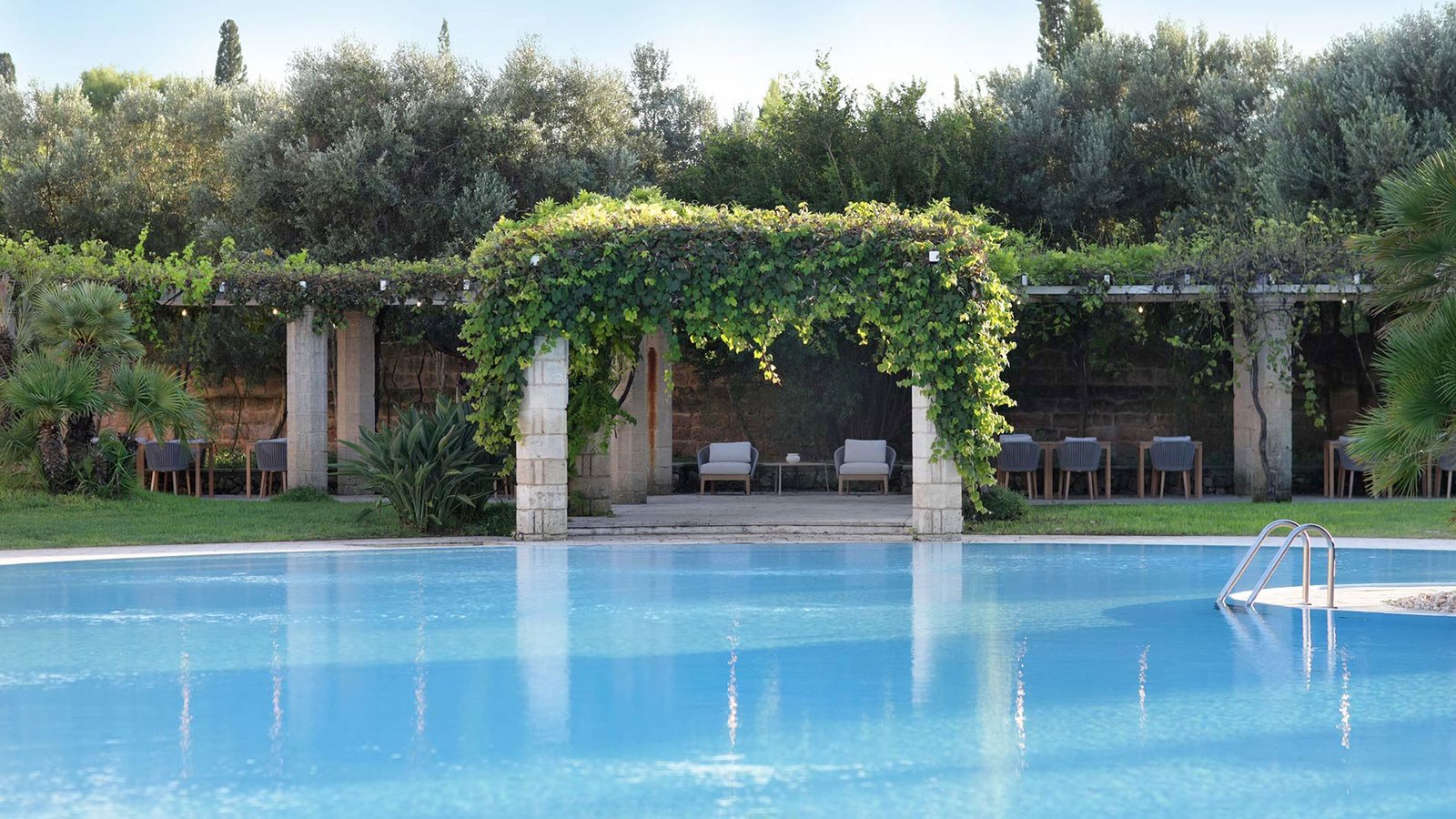 Masseria Antonio Augusto, the pool