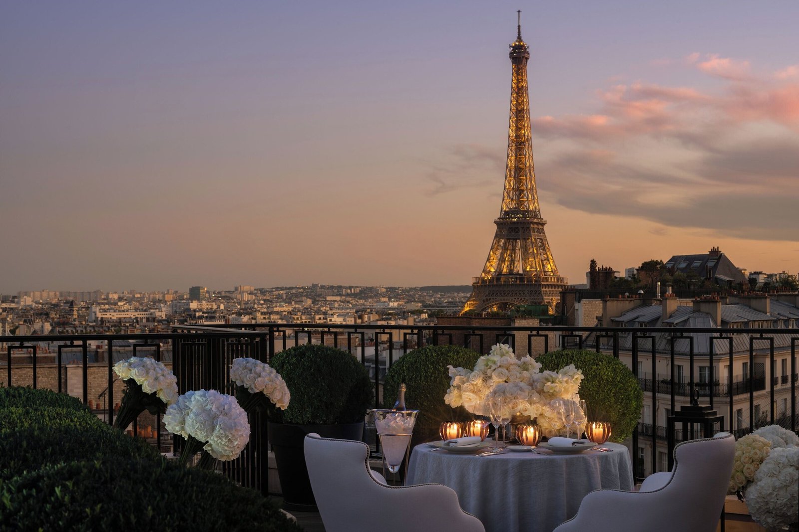 Four Seasons Hotel George V — eat & drink