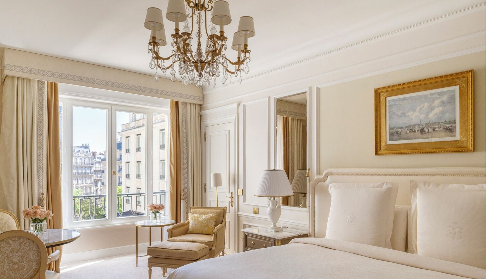Four Seasons Hotel George V — rooms