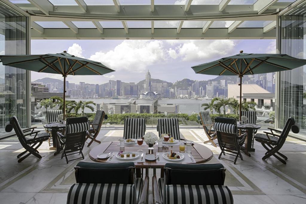 The Peninsula Hong Kong — eat & drink