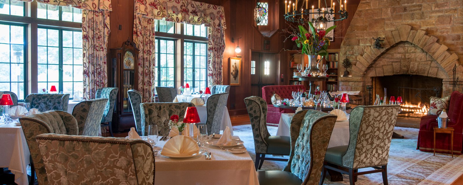 The Lodge at Glendorn, main lodge dining room