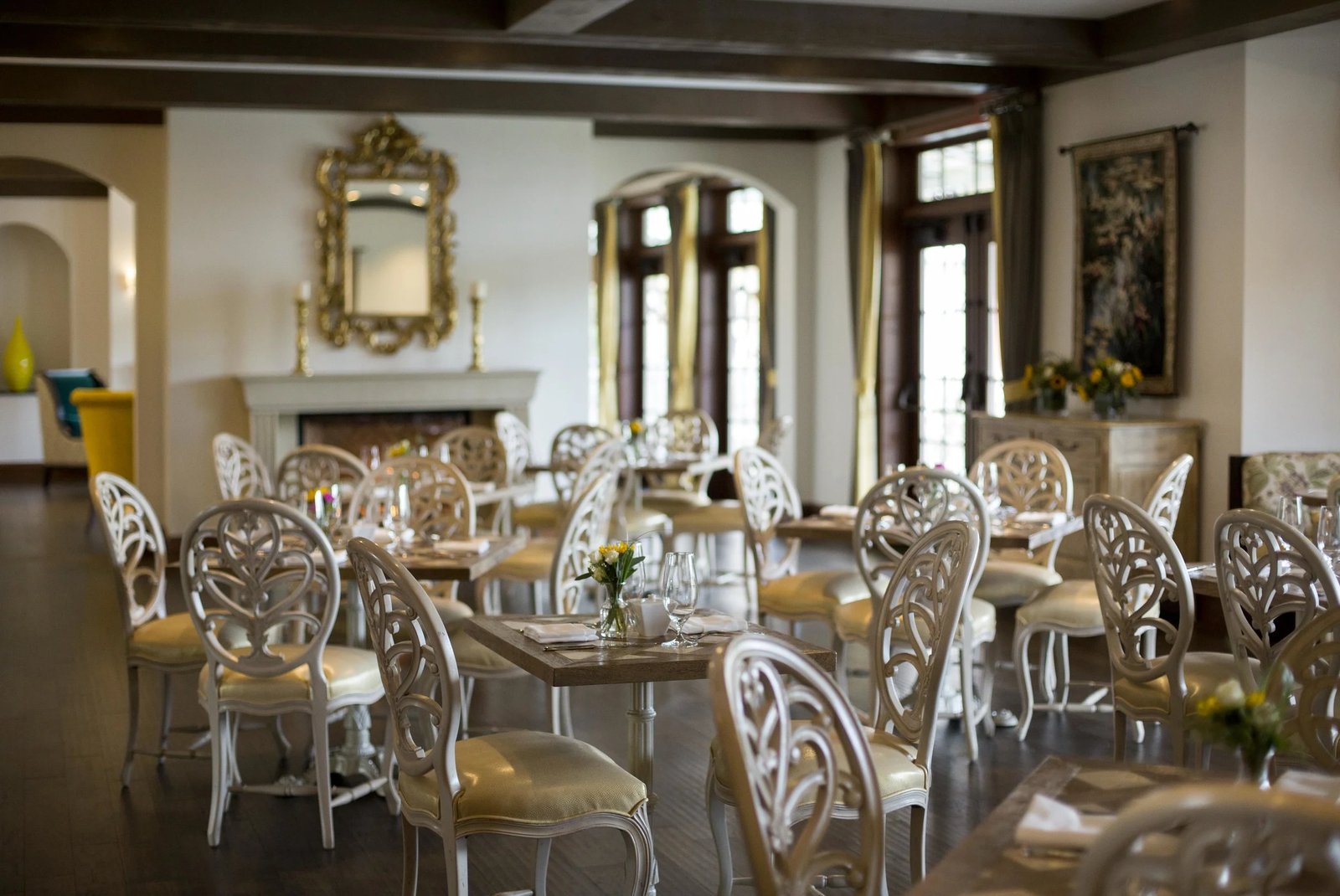 Mirbeau Inn & Spa, the bistro & wine bar