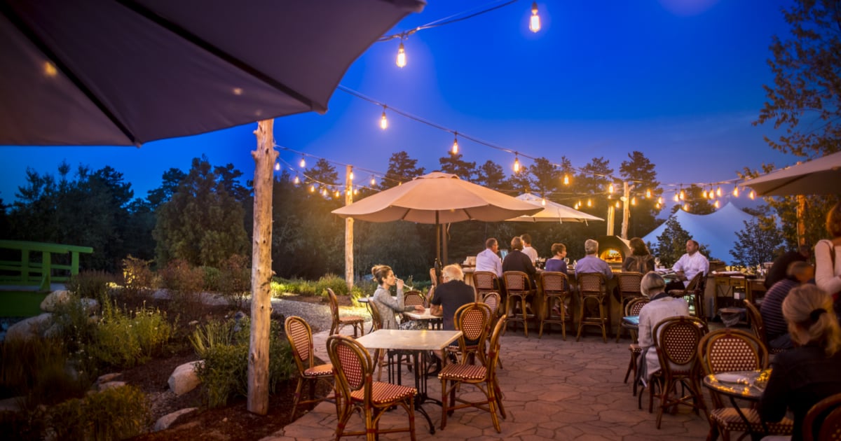 Mirbeau Inn & Spa, the garden bar
