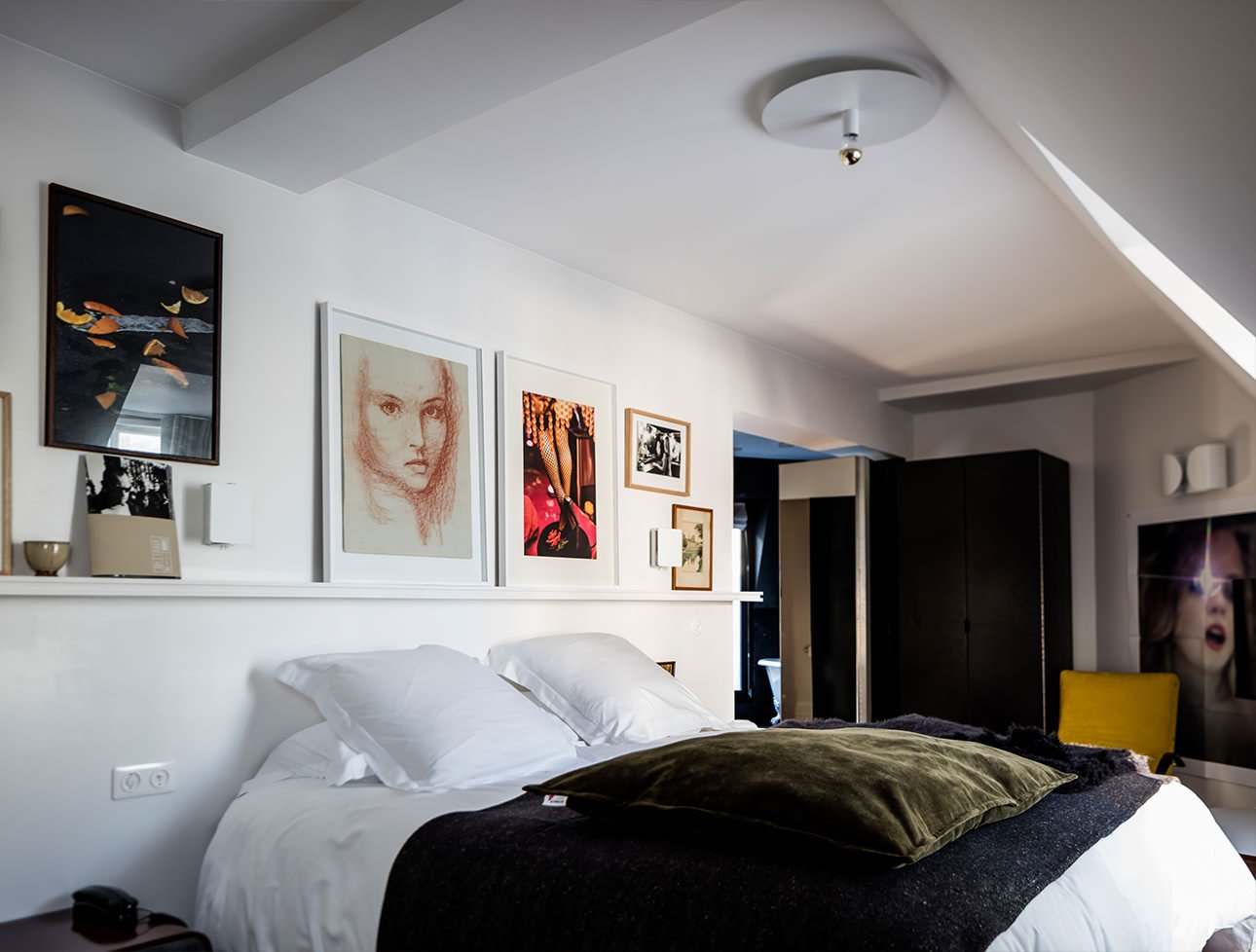 Le Pigalle — rooms