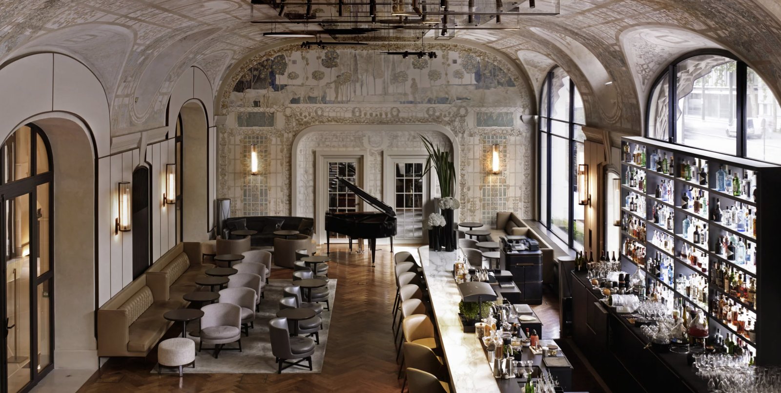 Mandarin Oriental Lutetia, at the table