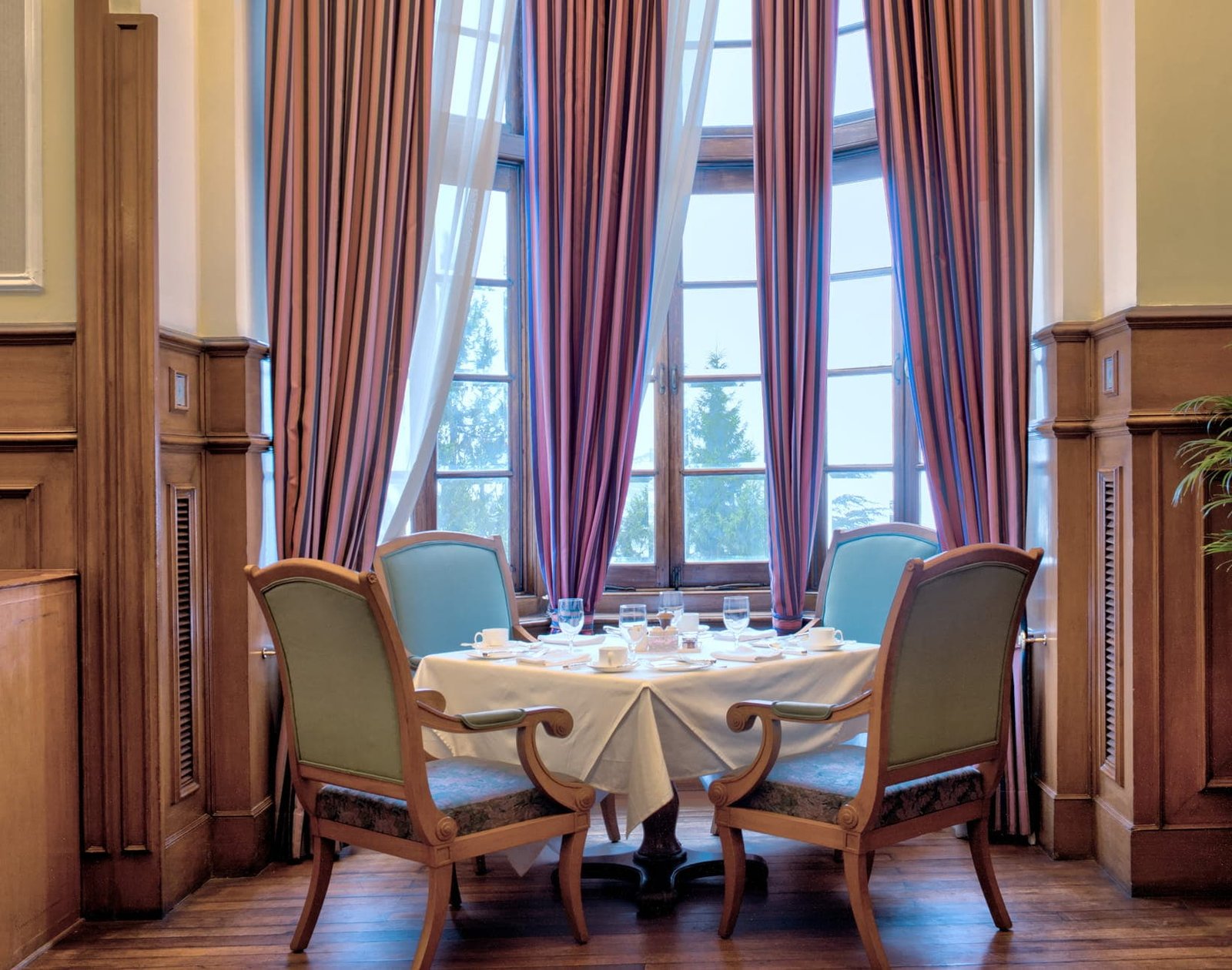 The Oberoi Cecil, Shimla, the restaurant
