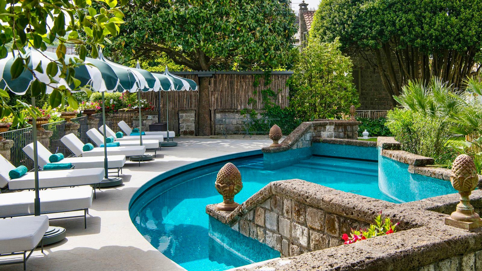 Boutique Hotel Don Alfonso 1890, the pool