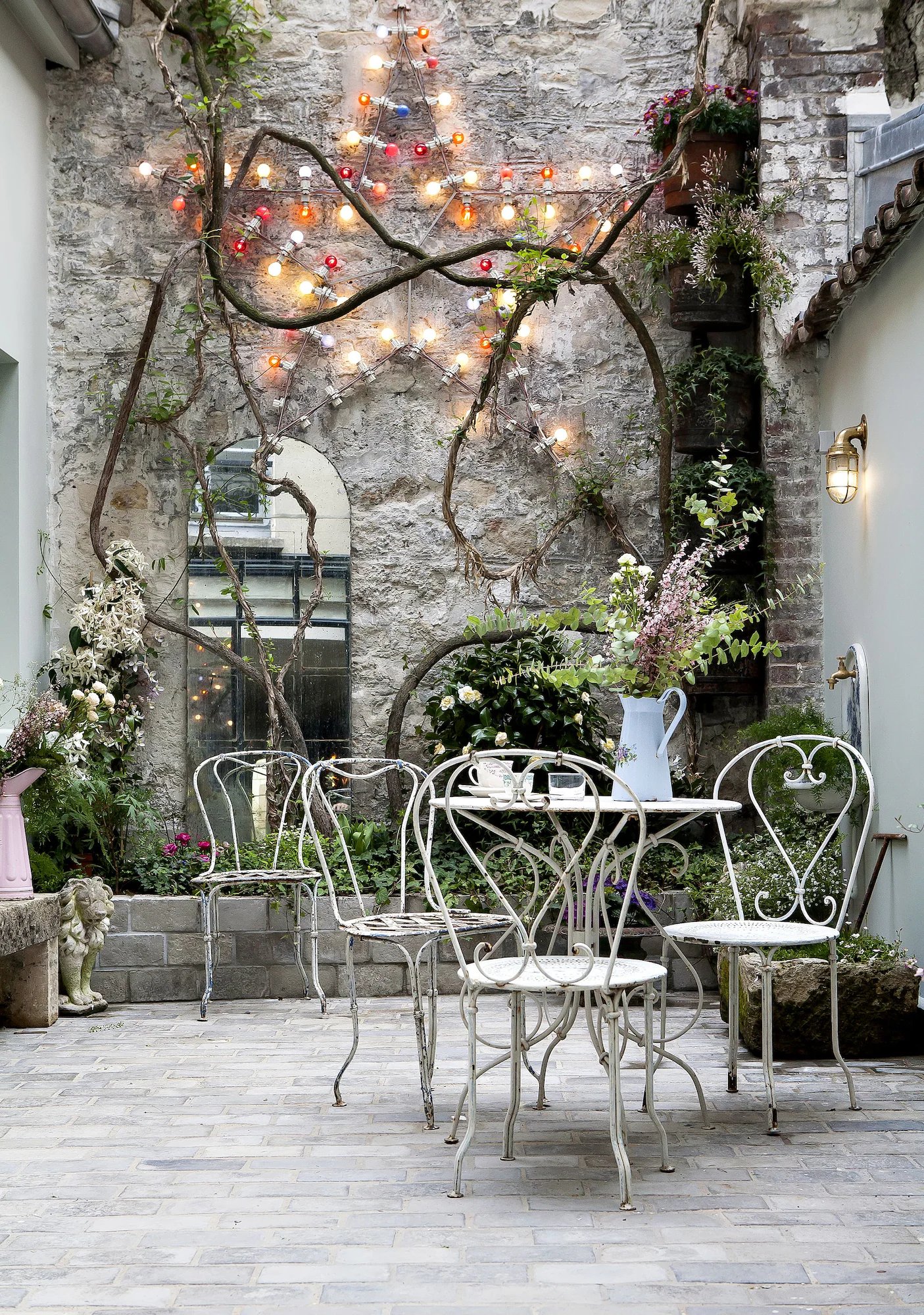 Hôtel Henriette — vibe