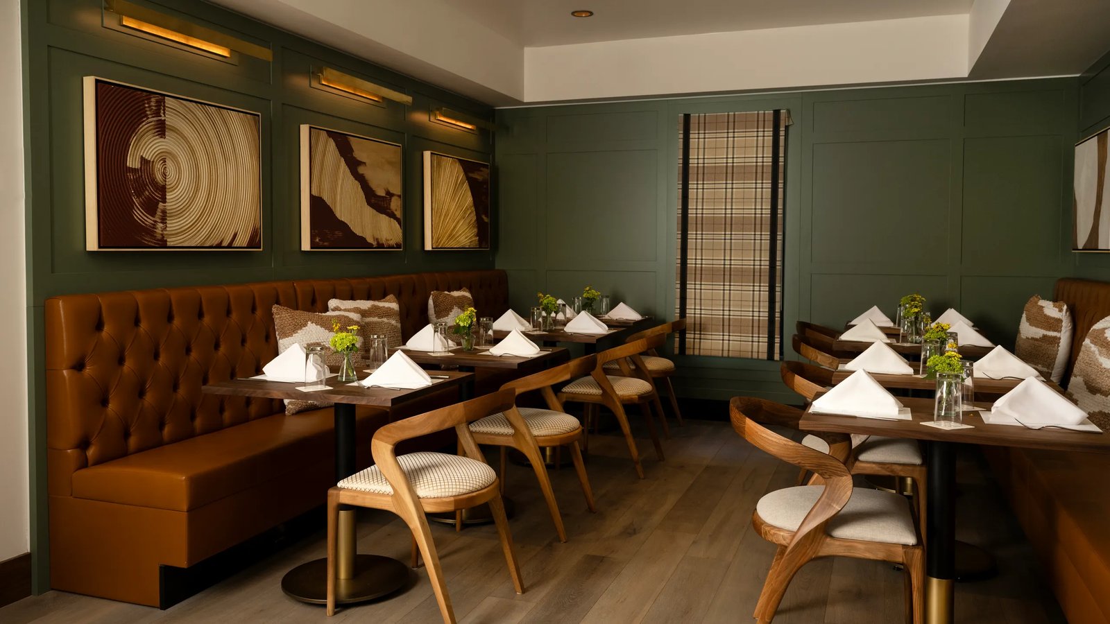 Seven Beach Lane, dining bar and lounge