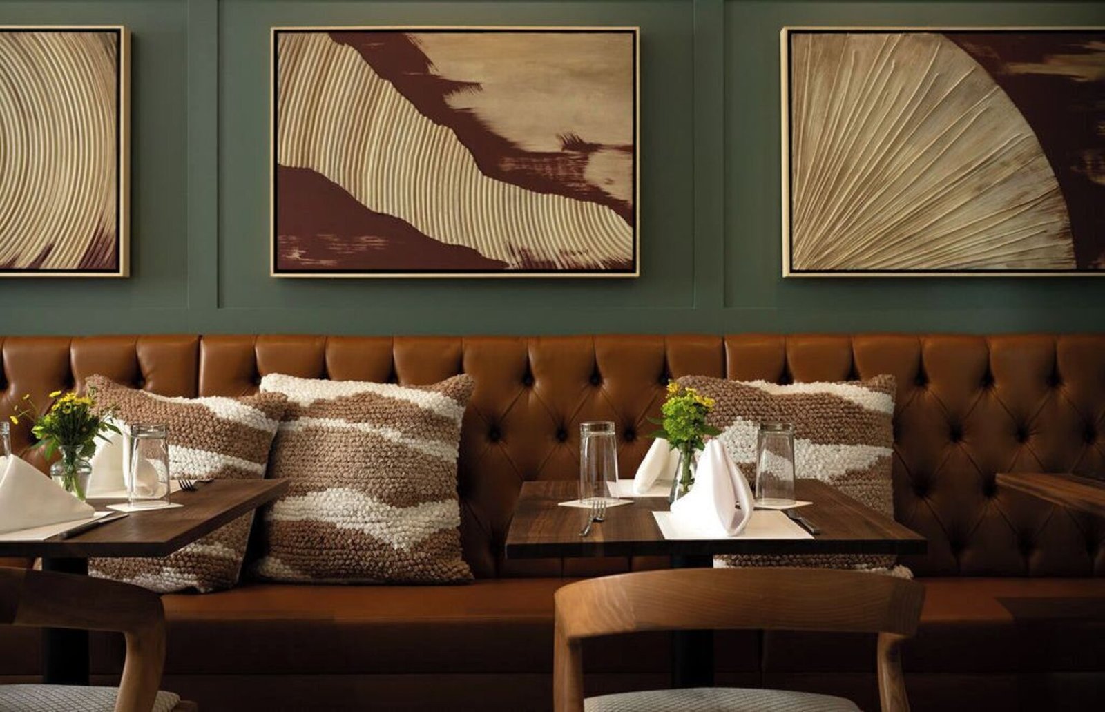 Seven Beach Lane, dining bar and lounge