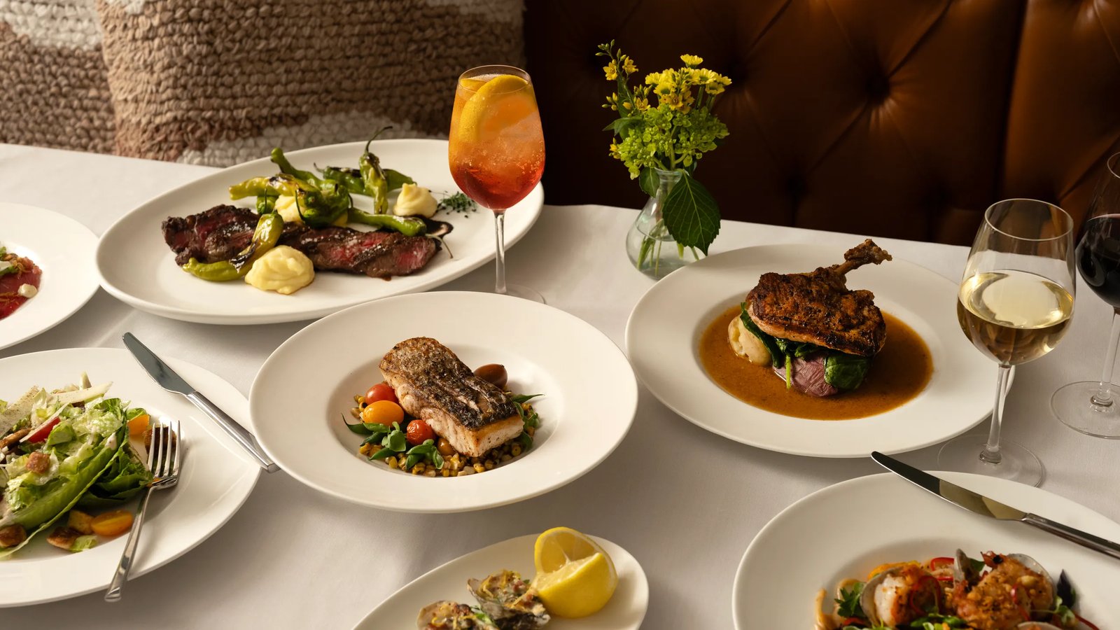 Seven Beach Lane, dining bar and lounge