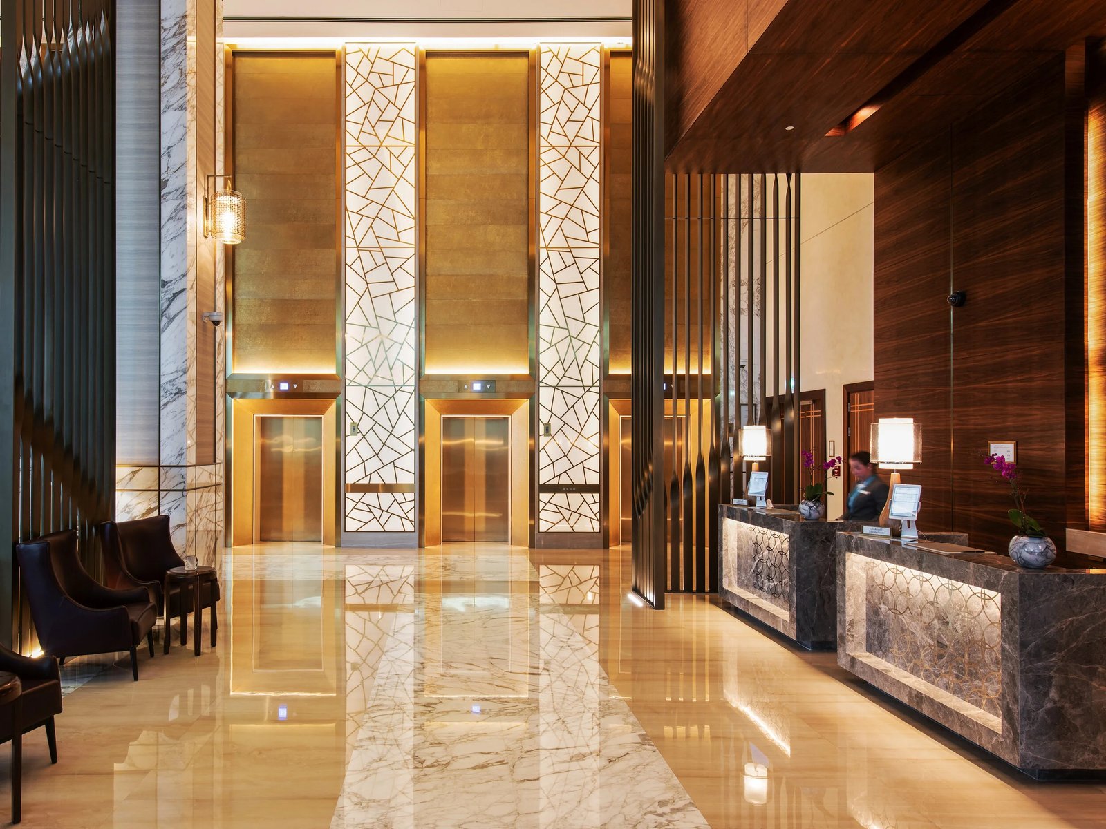 Grand Plaza Mövenpick Media City, vibe