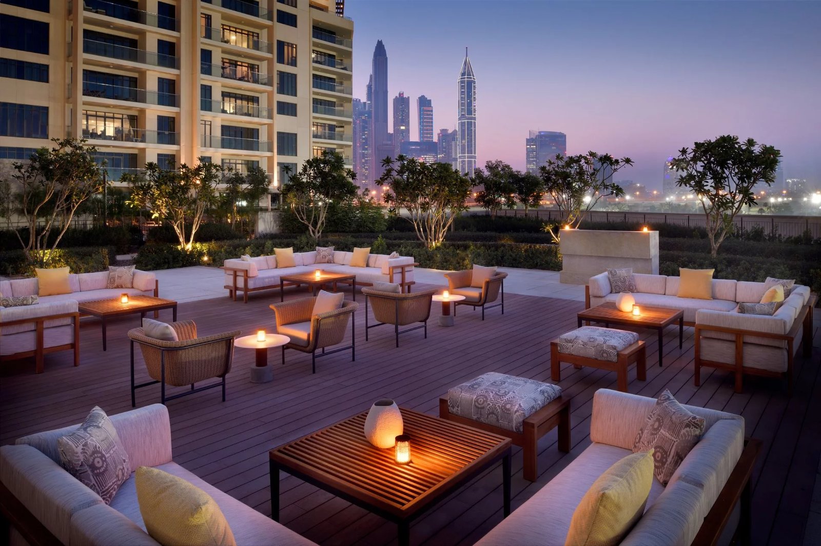Vida Emirates Hills, vibe