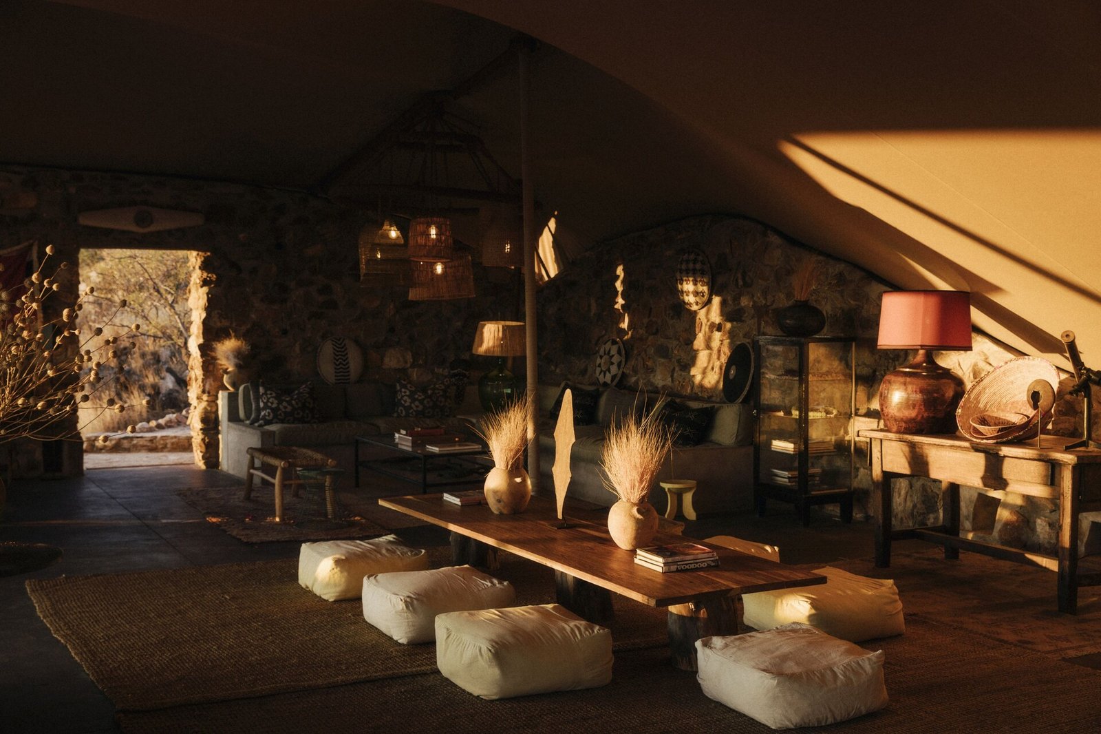 Our Habitas Namibia, vibe