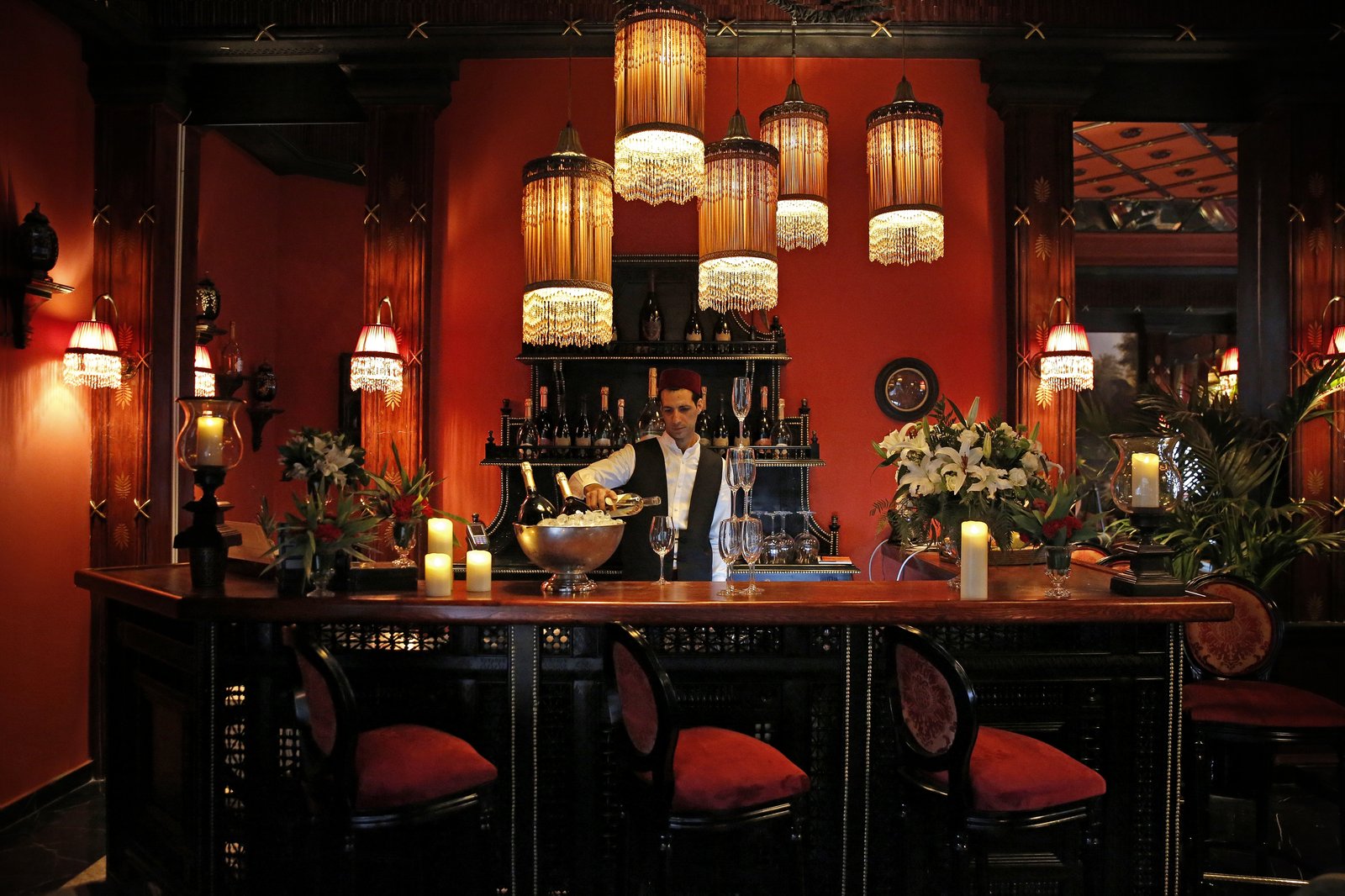 Palais Ronsard, eat & drink