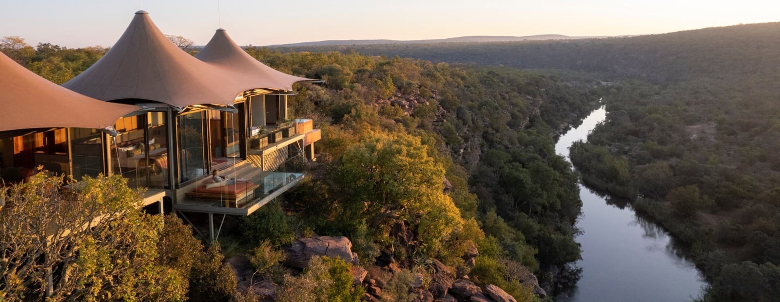 Lepogo Lodges, Noka Camp, how it began