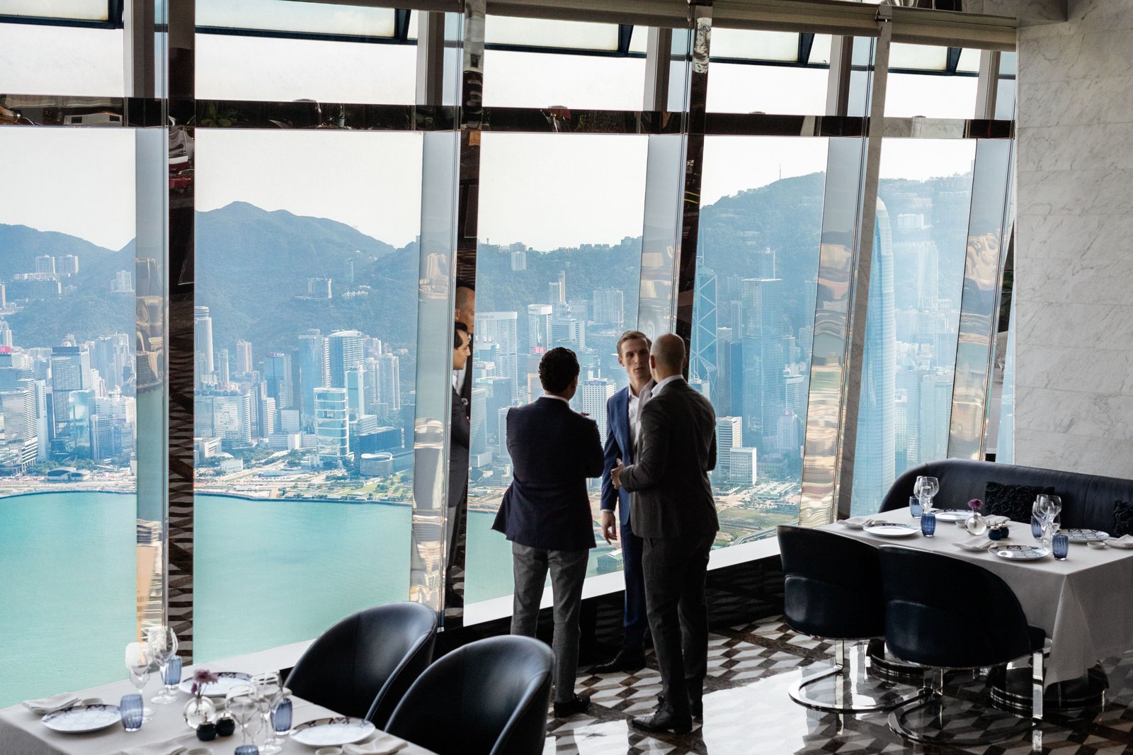 The Ritz-Carlton Hong Kong — eat & drink
