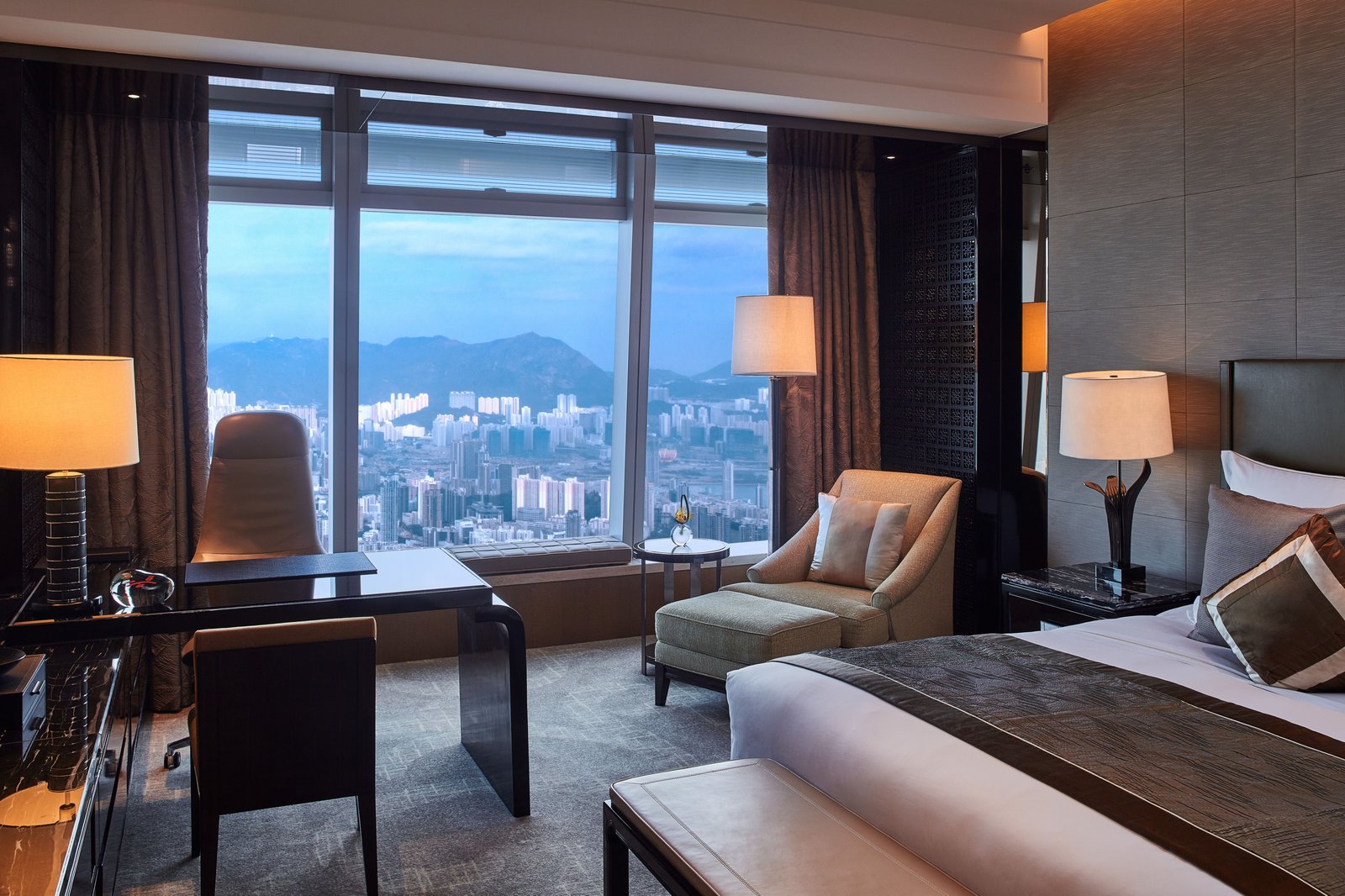 The Ritz-Carlton Hong Kong — rooms