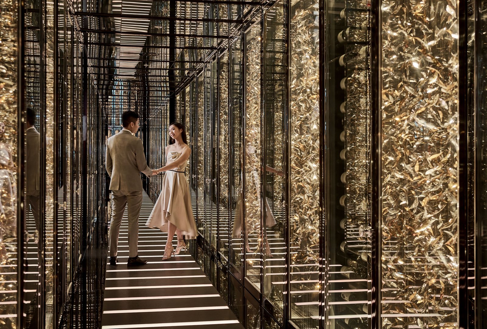 The Ritz-Carlton Hong Kong — vibe