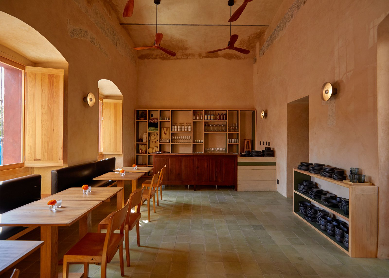 Hotel Escondido, eat & drink