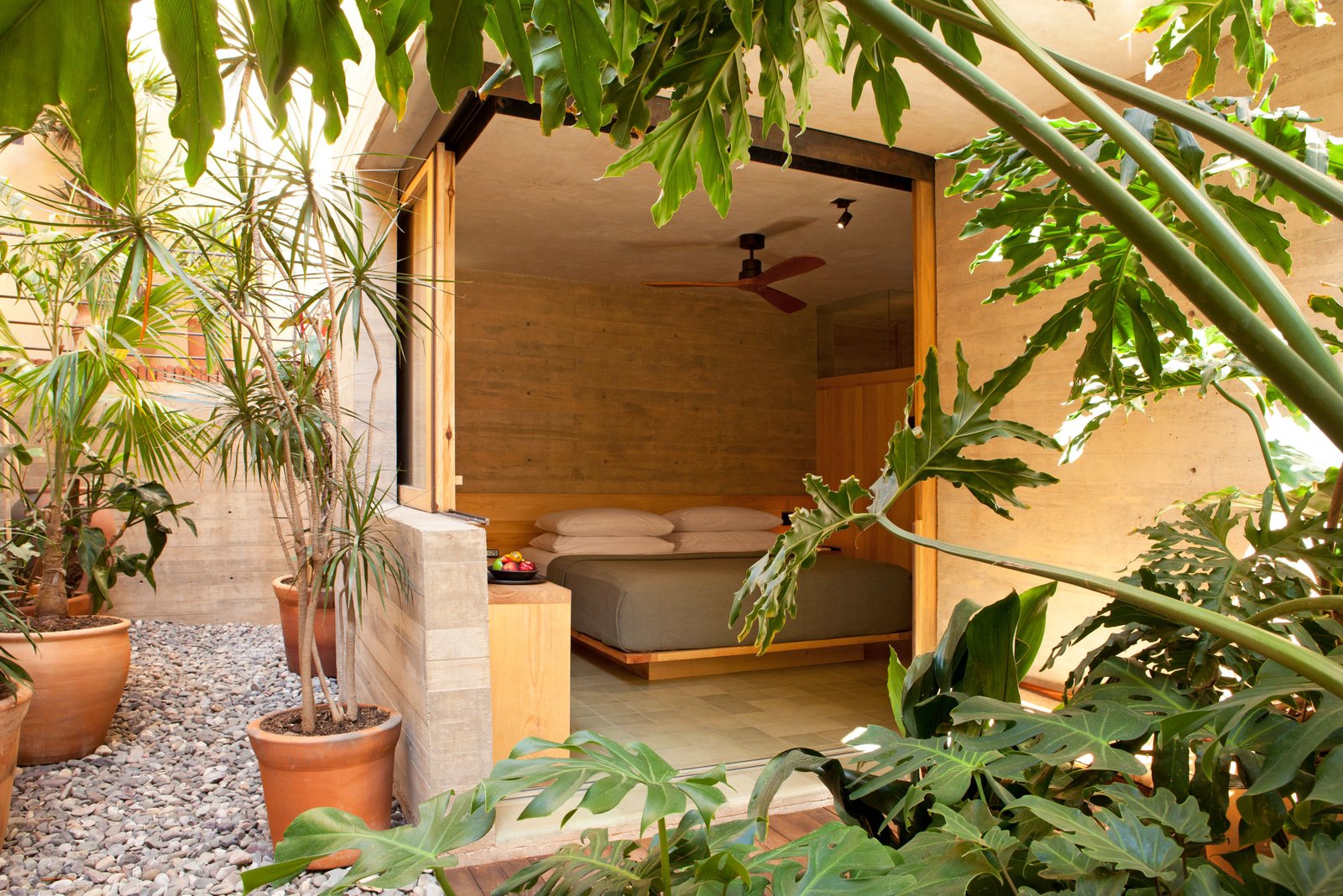 Hotel Escondido, rooms