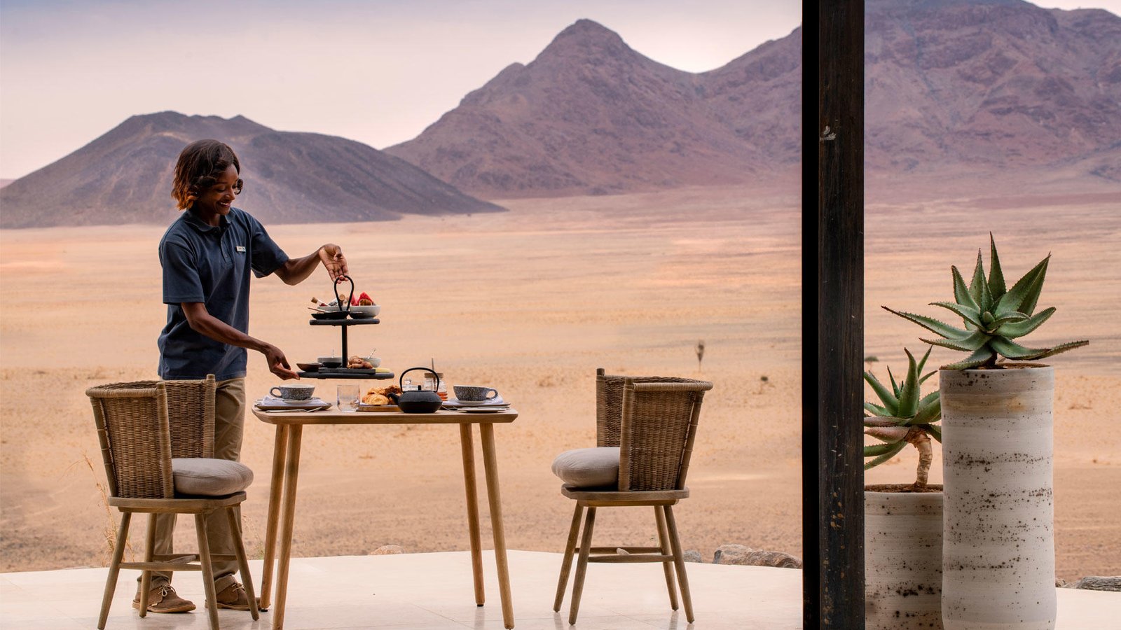 andBeyond Sossusvlei Desert Lodge, eat & drink