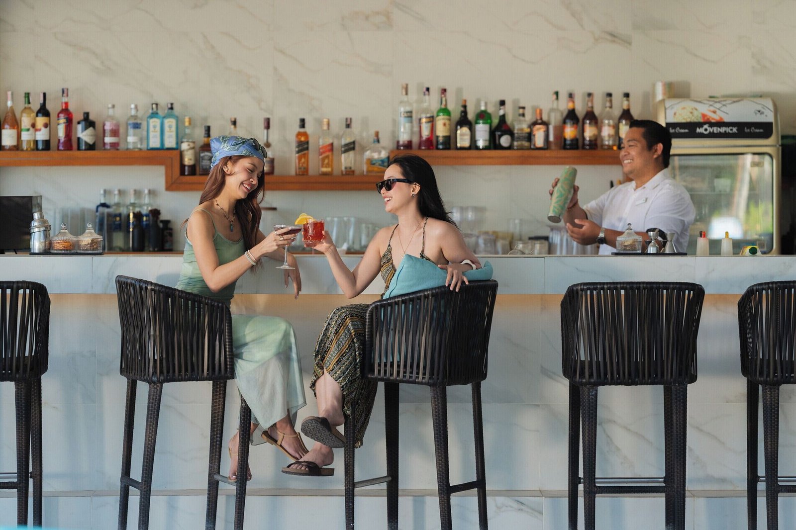 Mövenpick Asara Resort & Spa Hua Hin, eat & drink