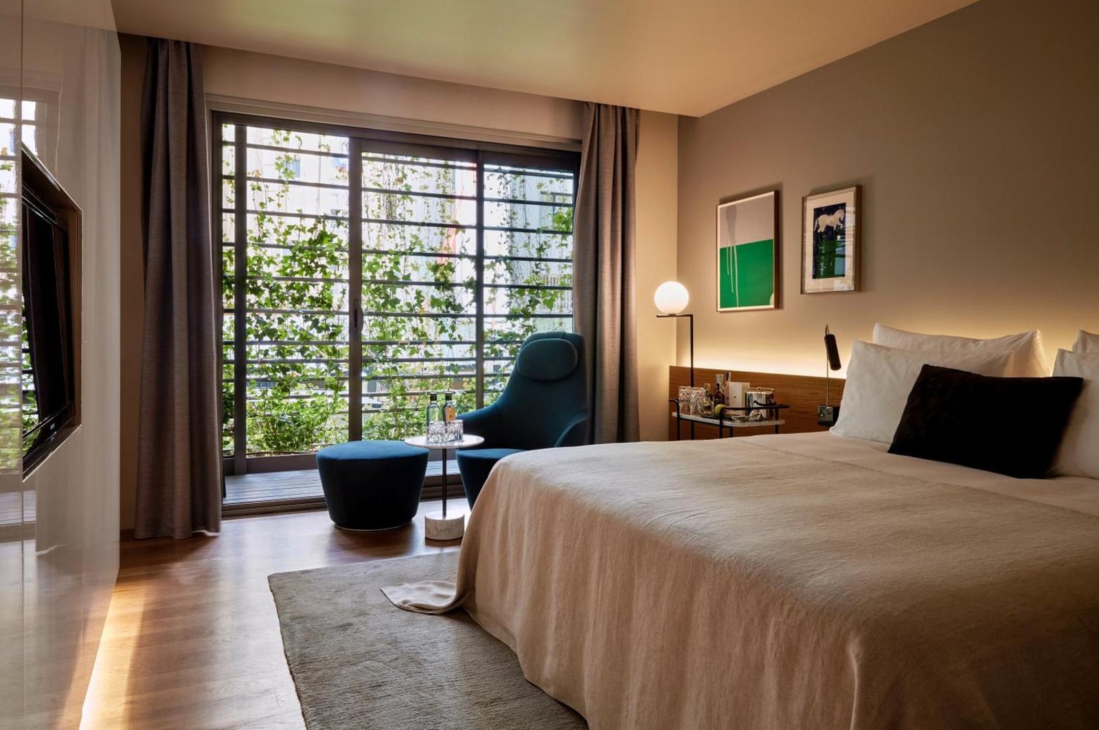 Sir Victor Hotel