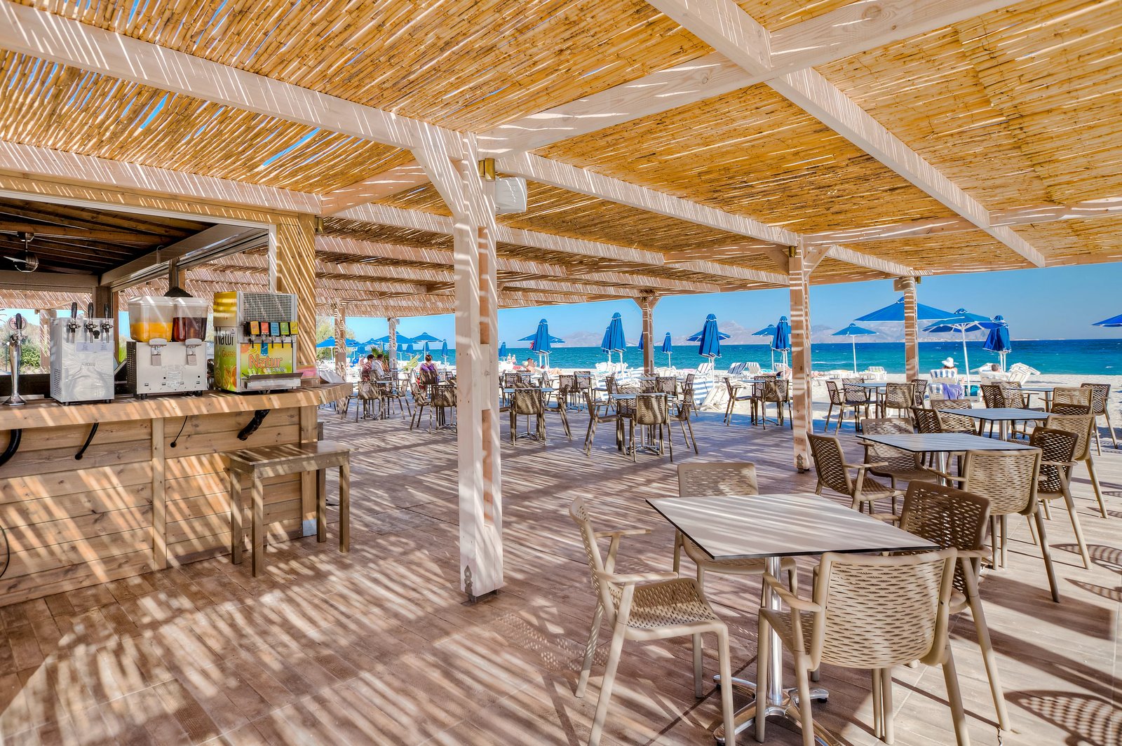 Caravia Beach Hotel, at the table