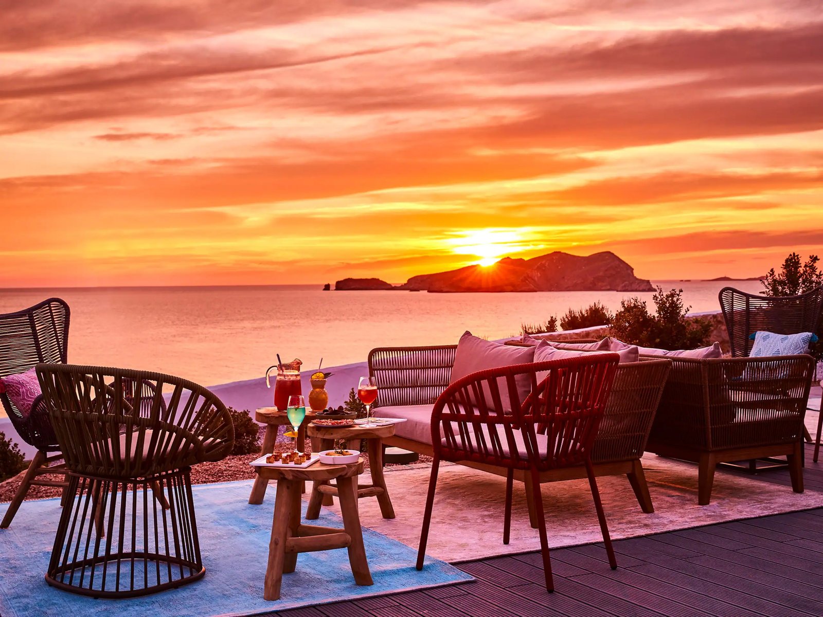 7Pines Resort Ibiza - Destination by Hyatt, vibe