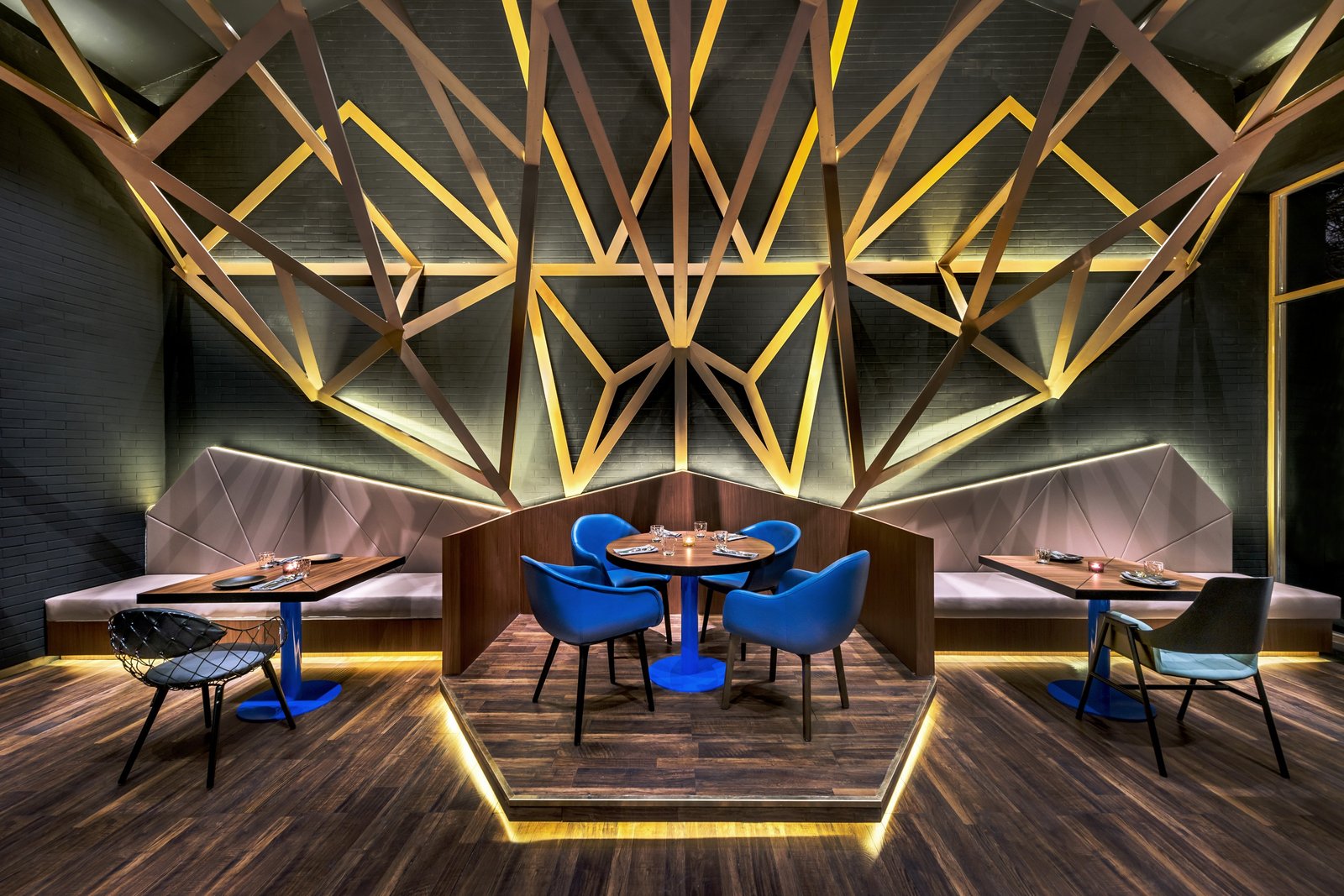 VUE Hotel Hou Hai, Beijing, the pink rabbit