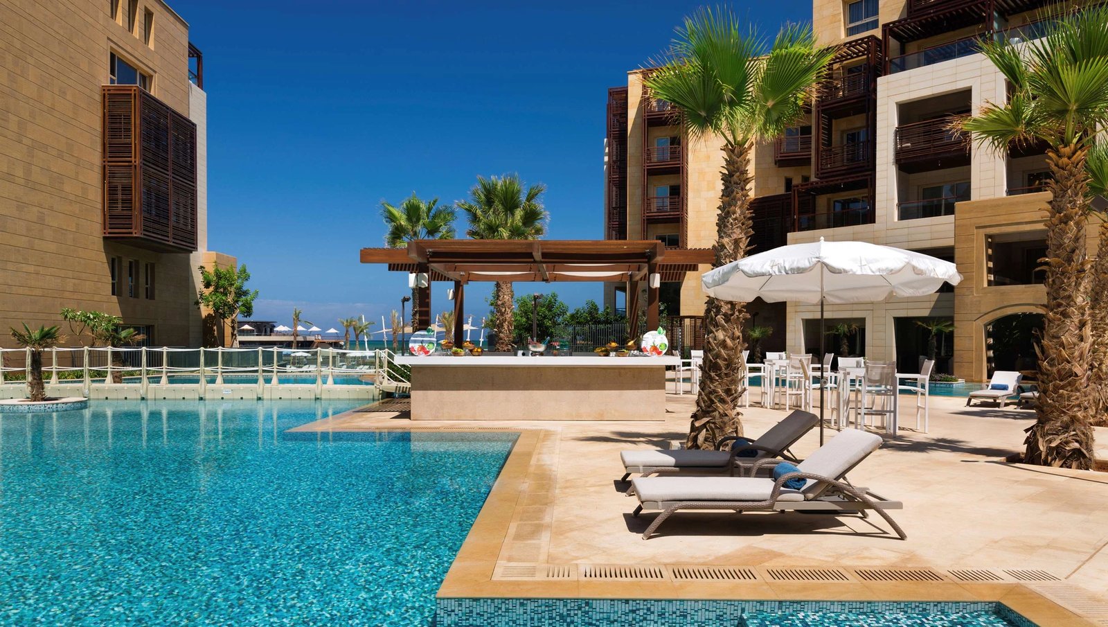Kempinski Summerland Hotel & Resort, the pool
