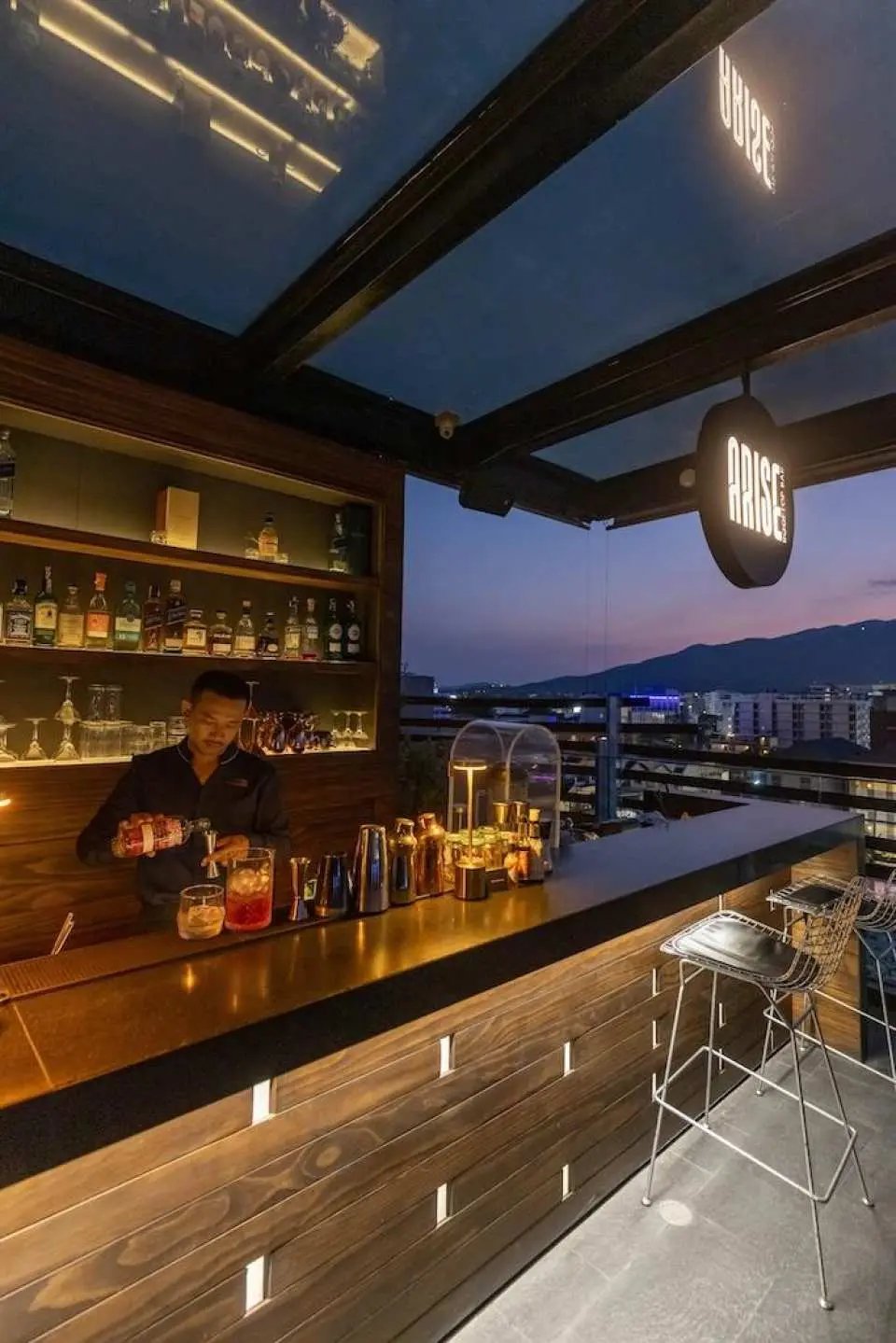 AMANOR Hotel Chiang Mai, arise rooftop bar